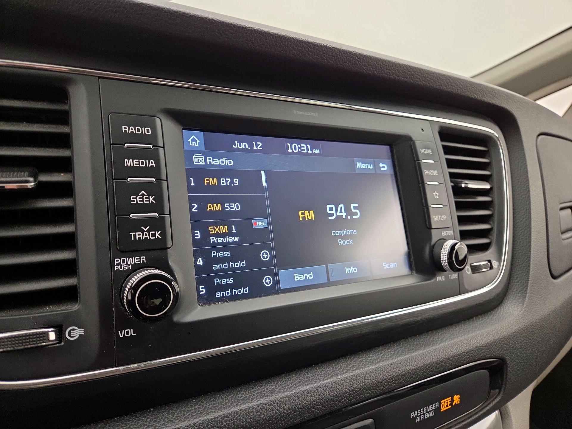 Thumbnail: 2019 Kia Sedona - 15
