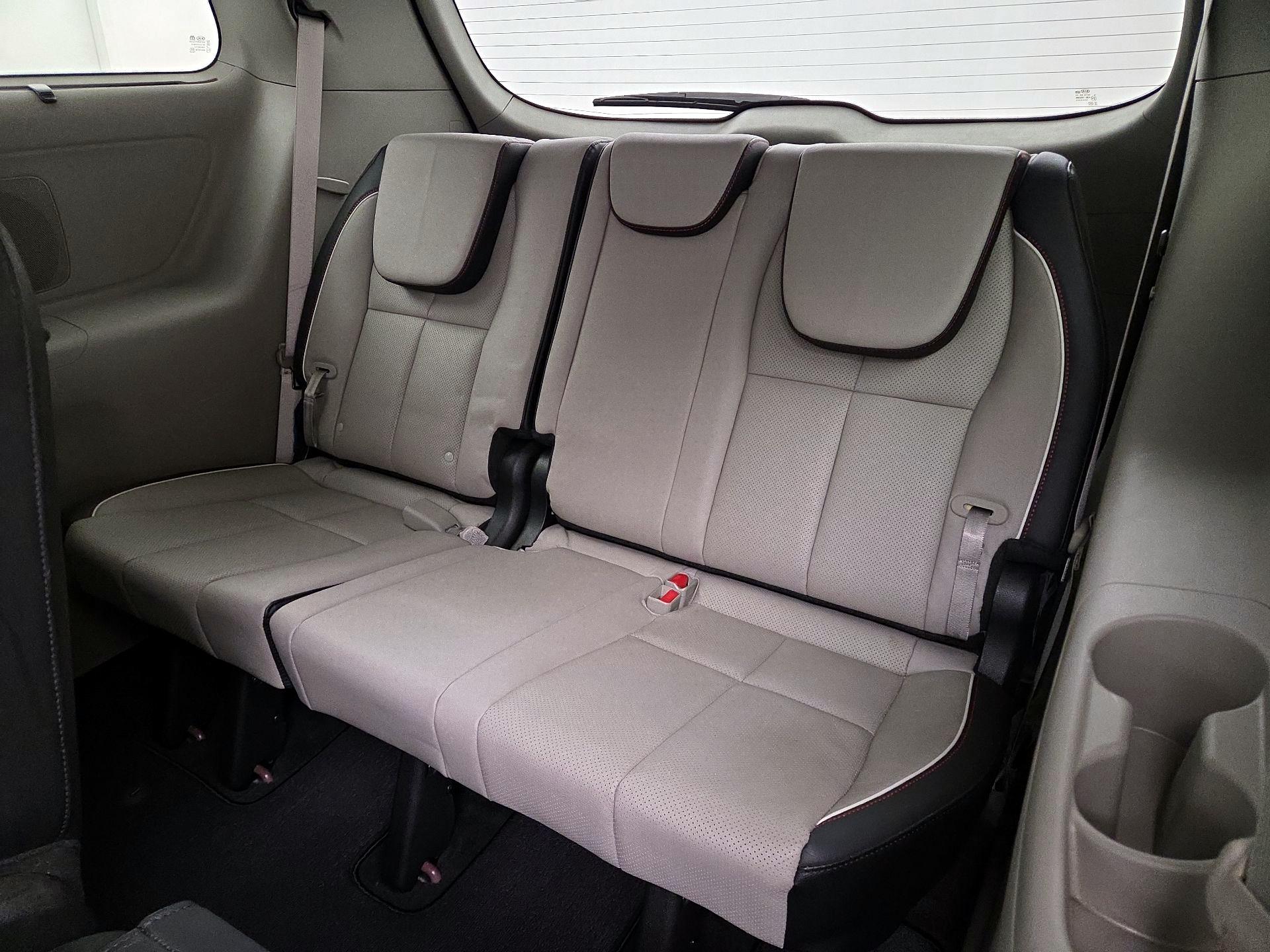 Thumbnail: 2019 Kia Sedona - 20