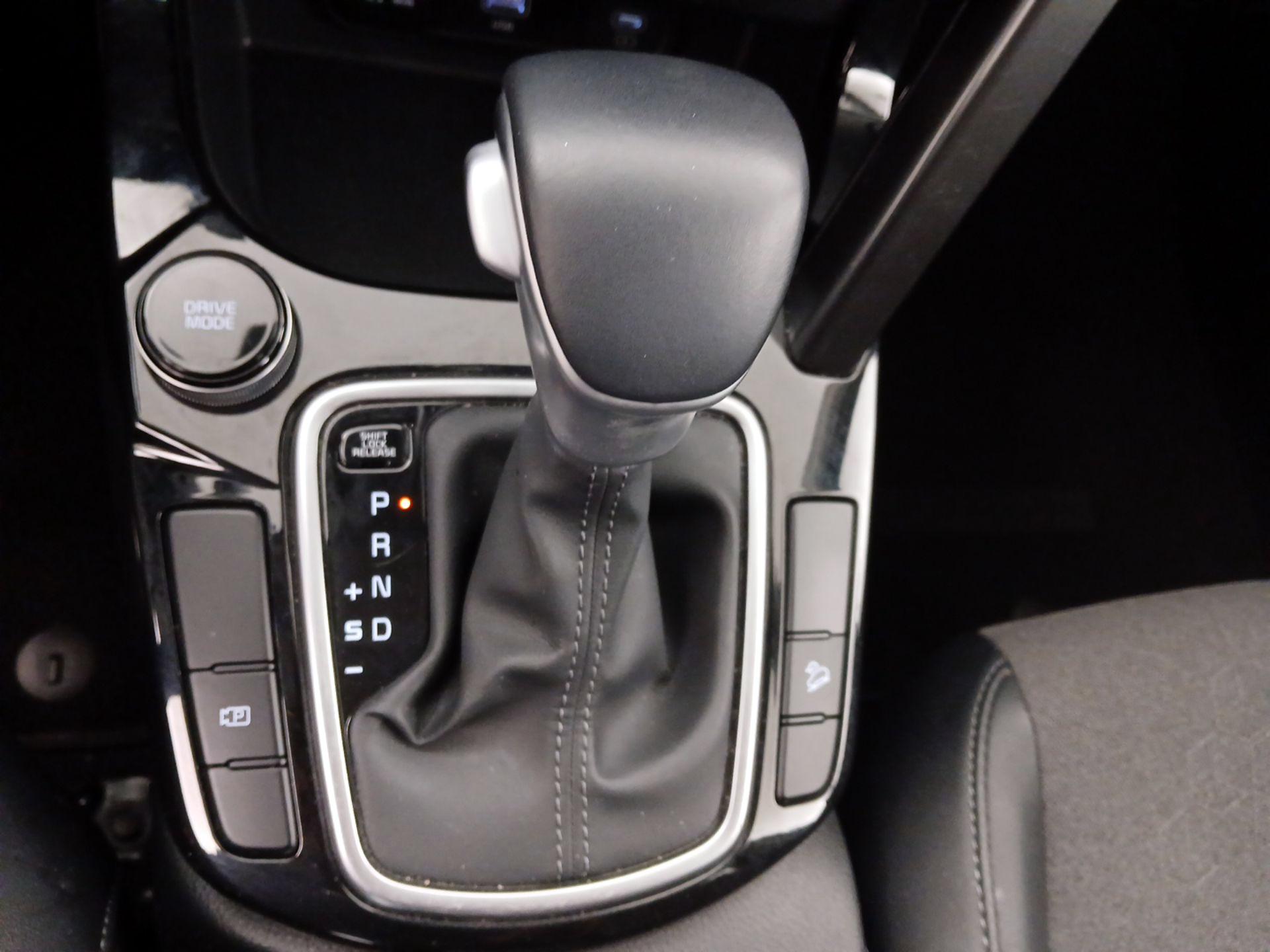 Thumbnail: 2025 Kia Seltos - 17