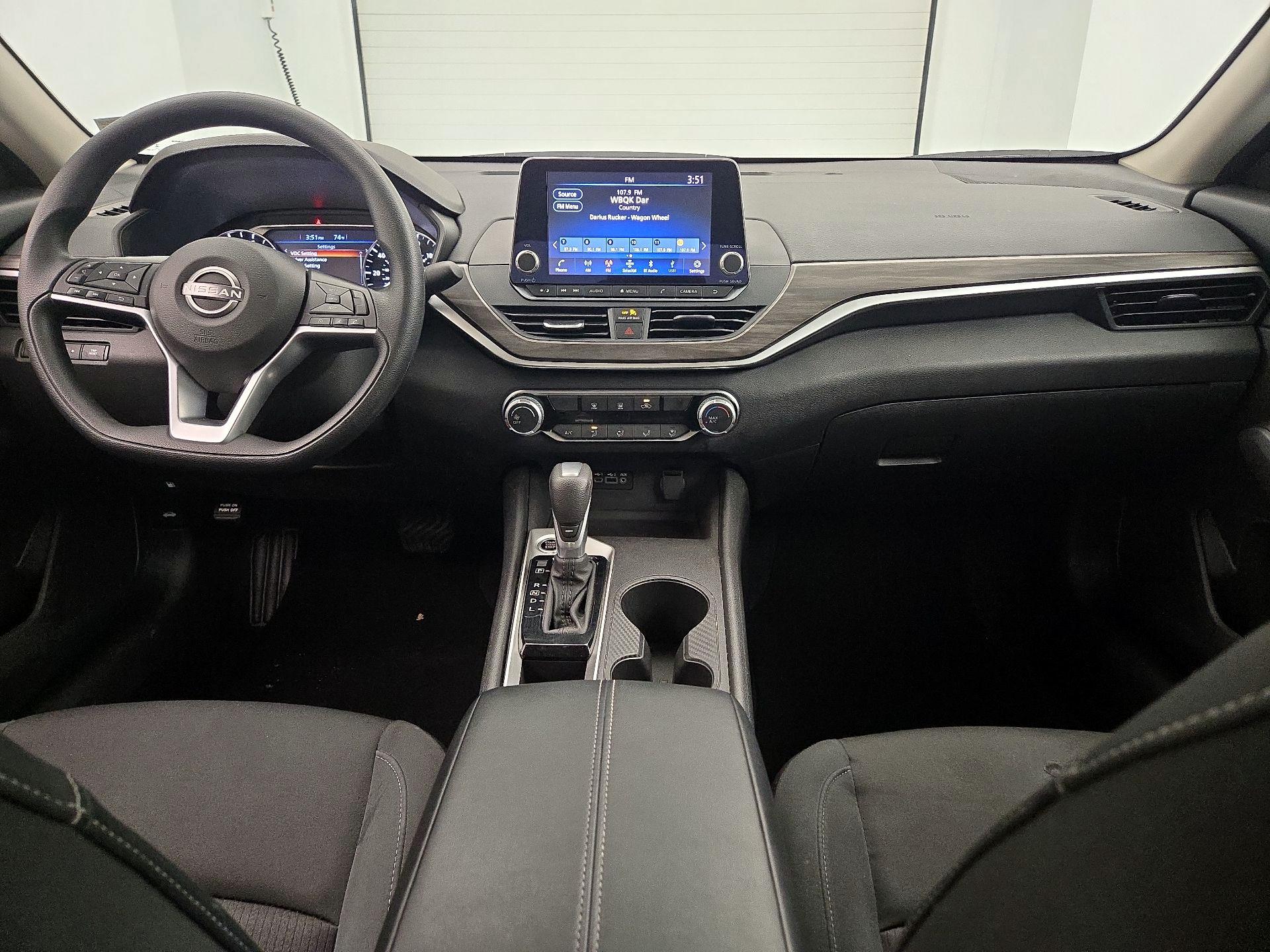 Thumbnail: 2025 Nissan Altima - 9