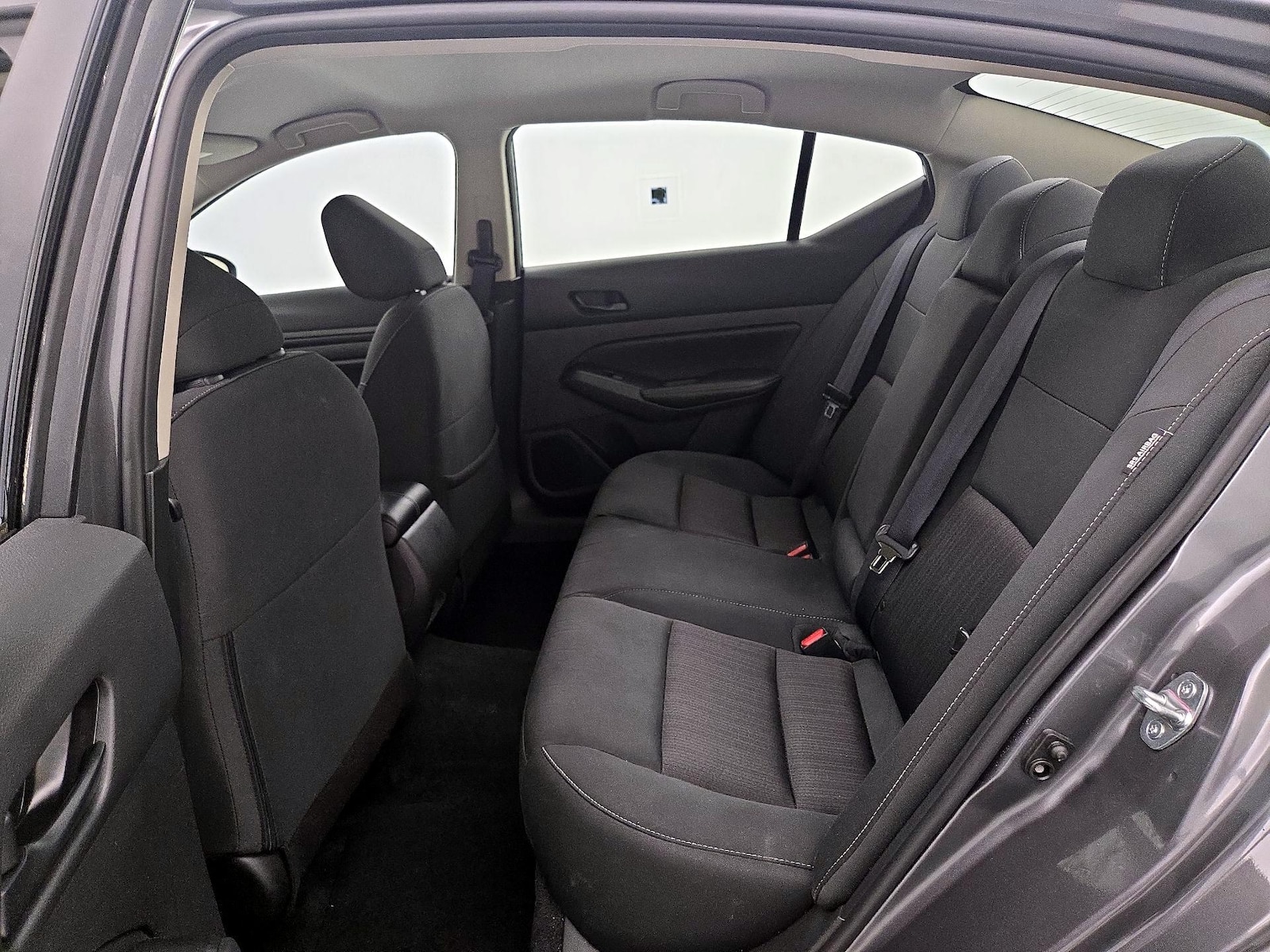 2025 Nissan Altima SV - Photo 20