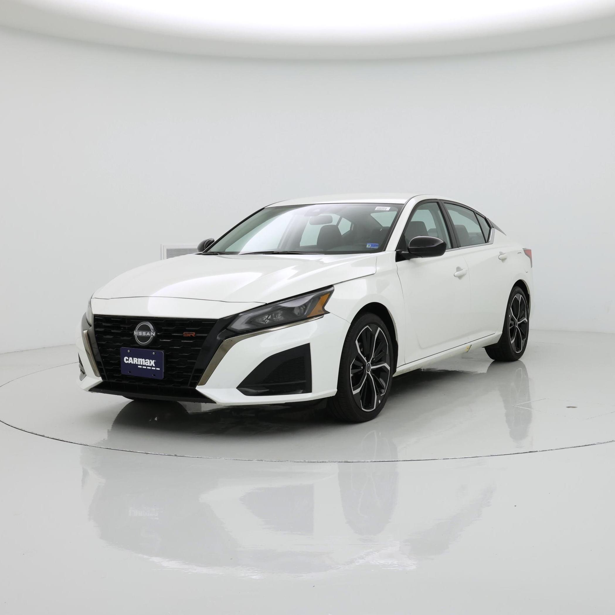 Thumbnail: 2025 Nissan Altima - 4
