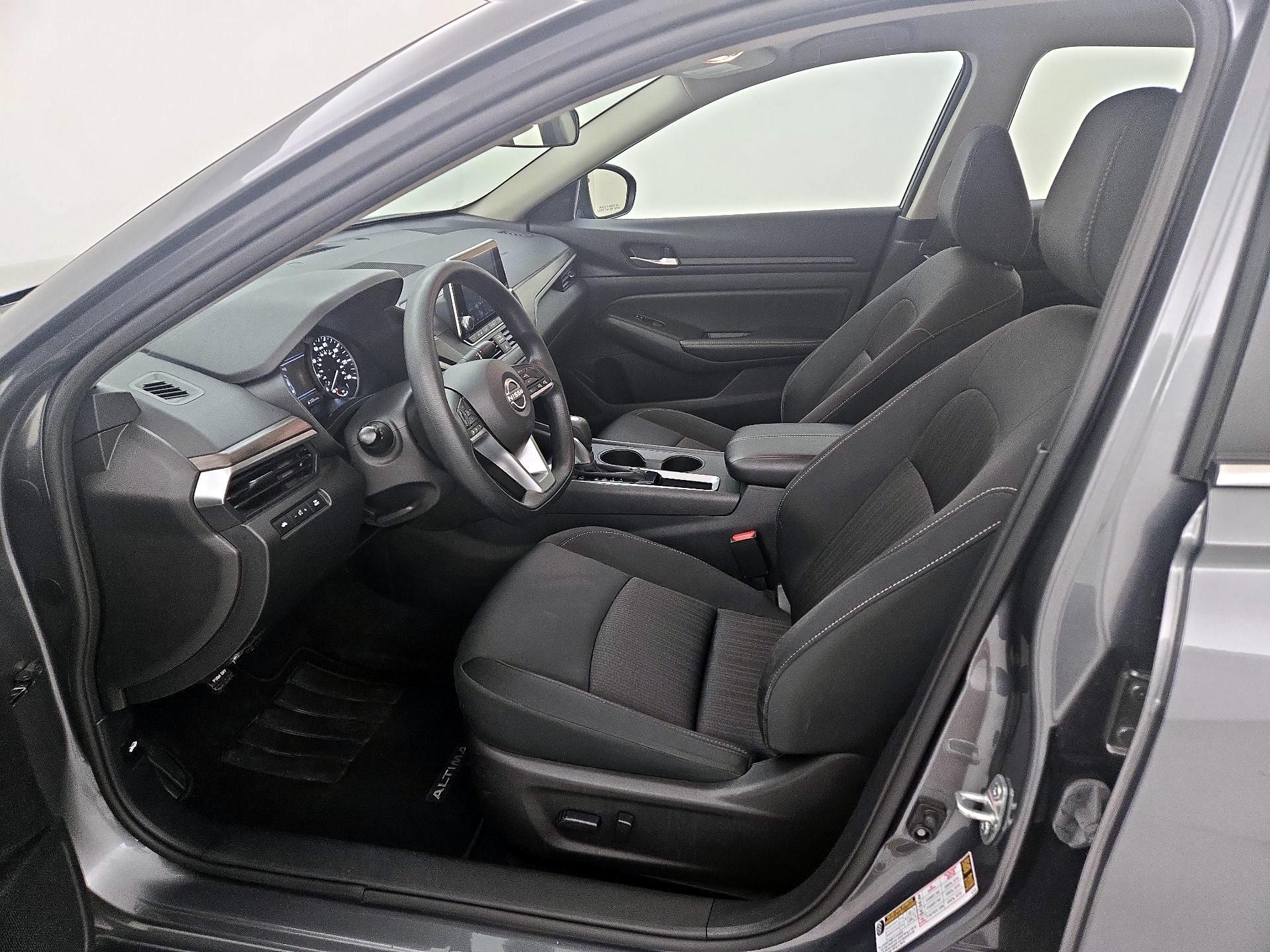 Thumbnail: 2025 Nissan Altima - 11