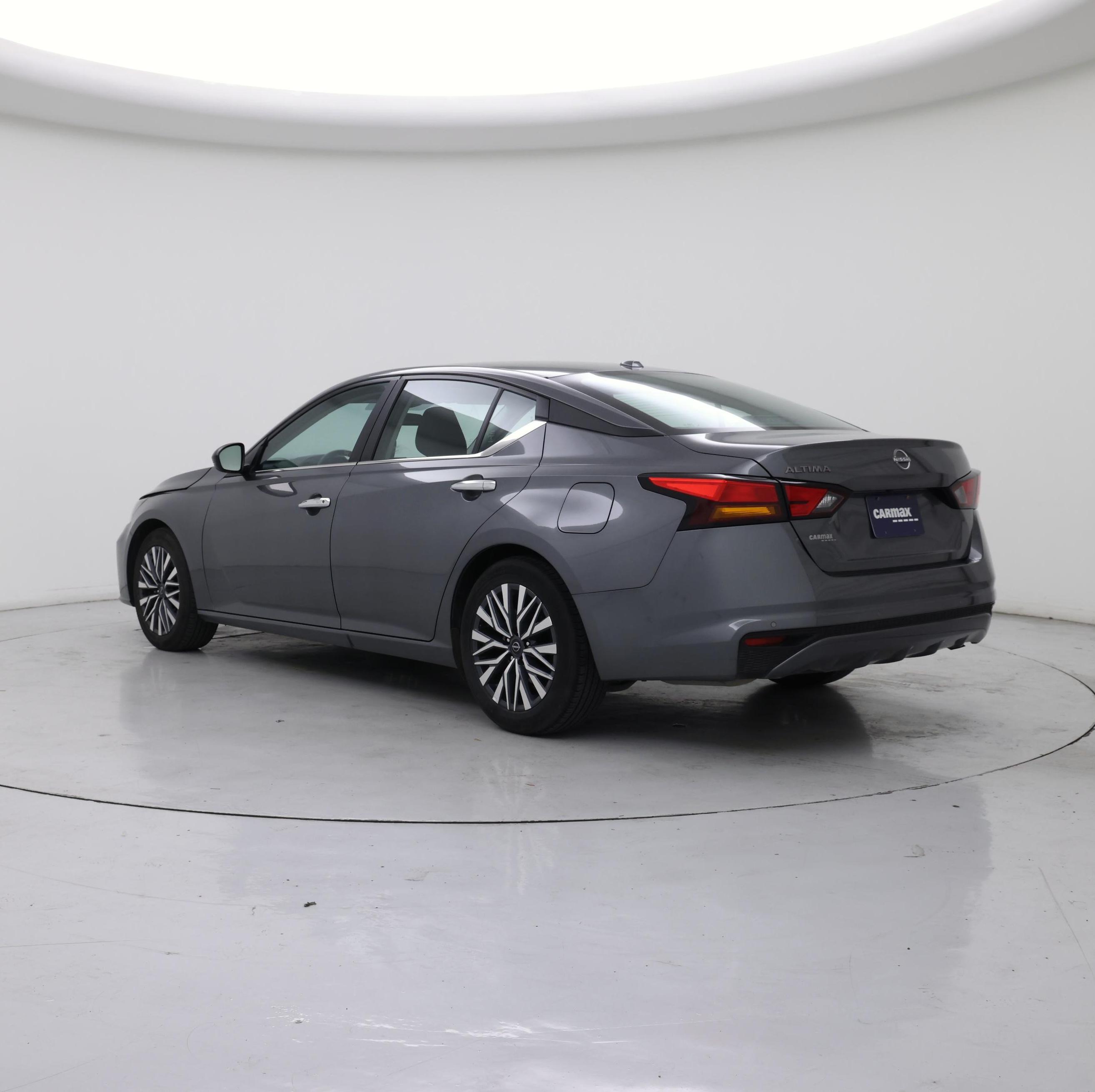 Thumbnail: 2025 Nissan Altima - 2