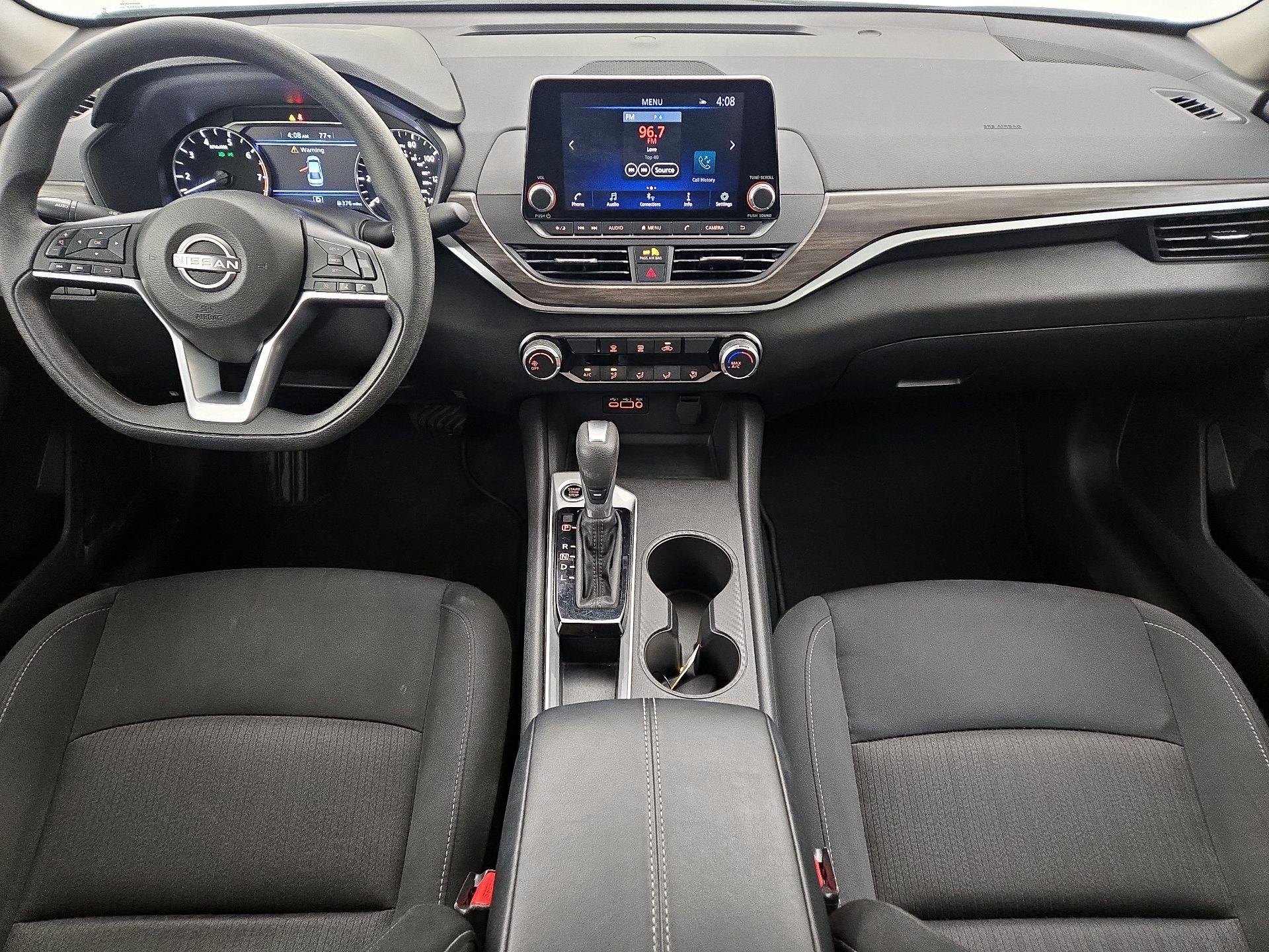 Thumbnail: 2025 Nissan Altima - 9