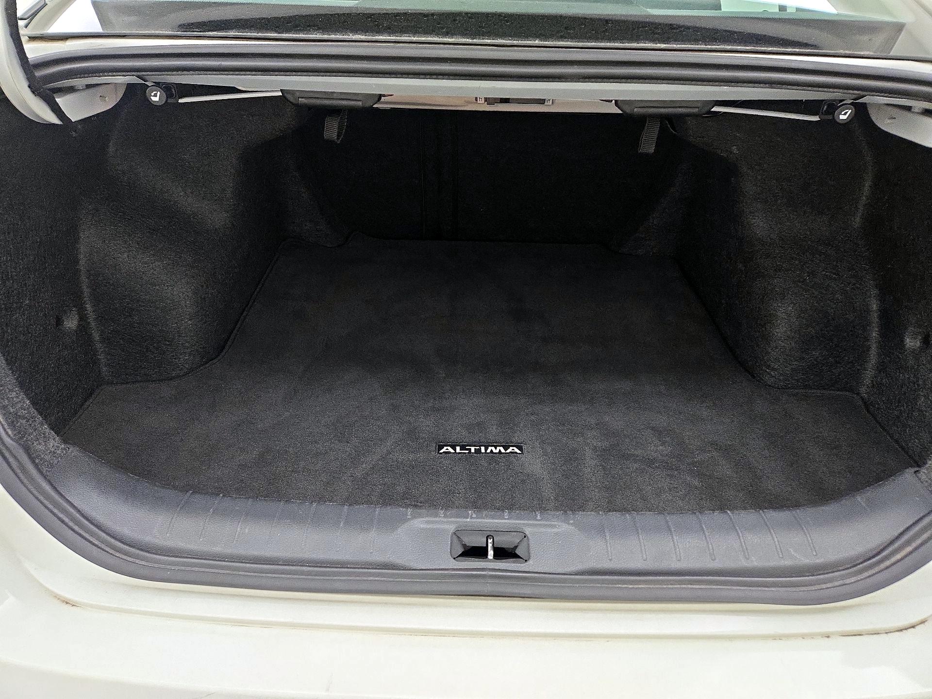 Thumbnail: 2025 Nissan Altima - 20