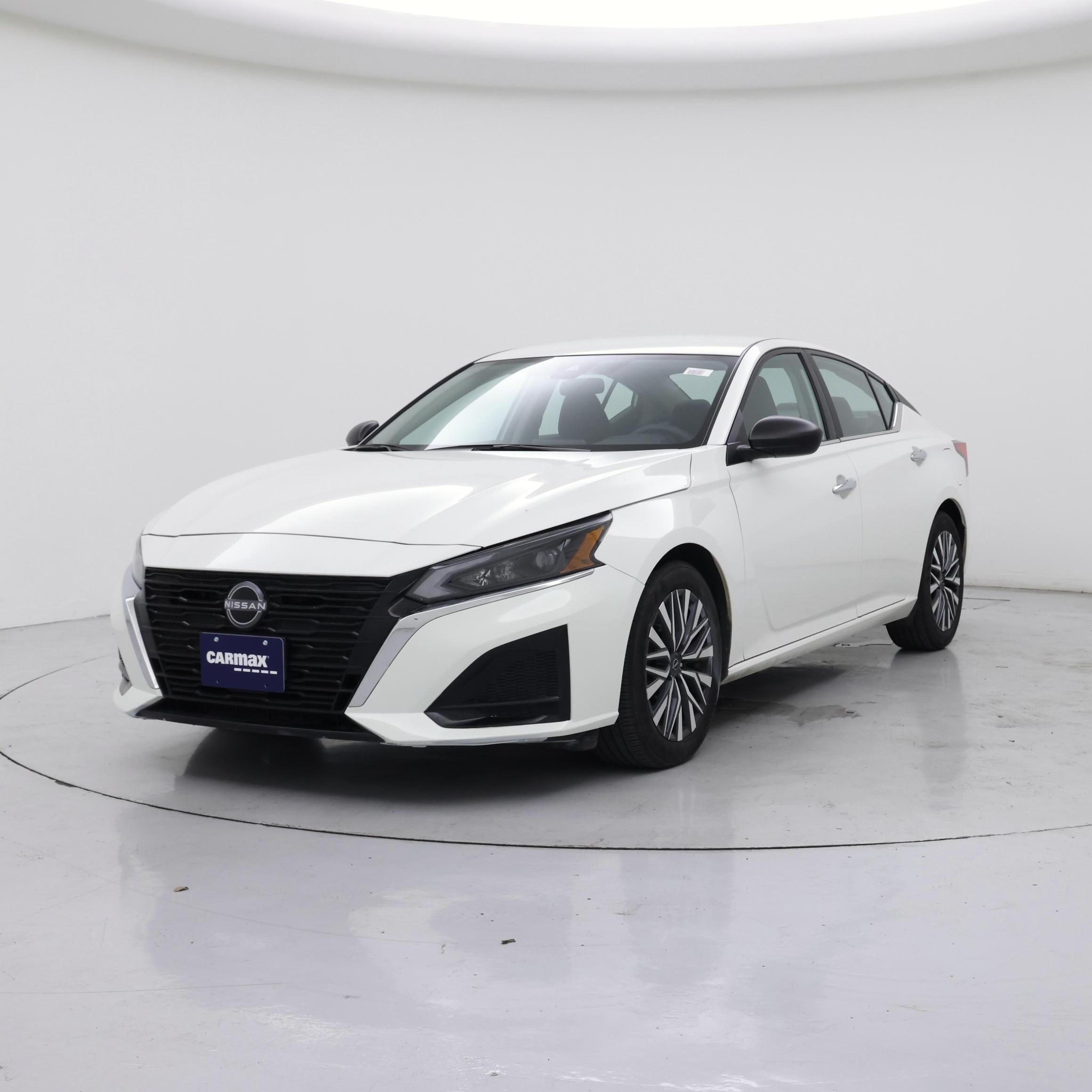 Thumbnail: 2025 Nissan Altima - 4