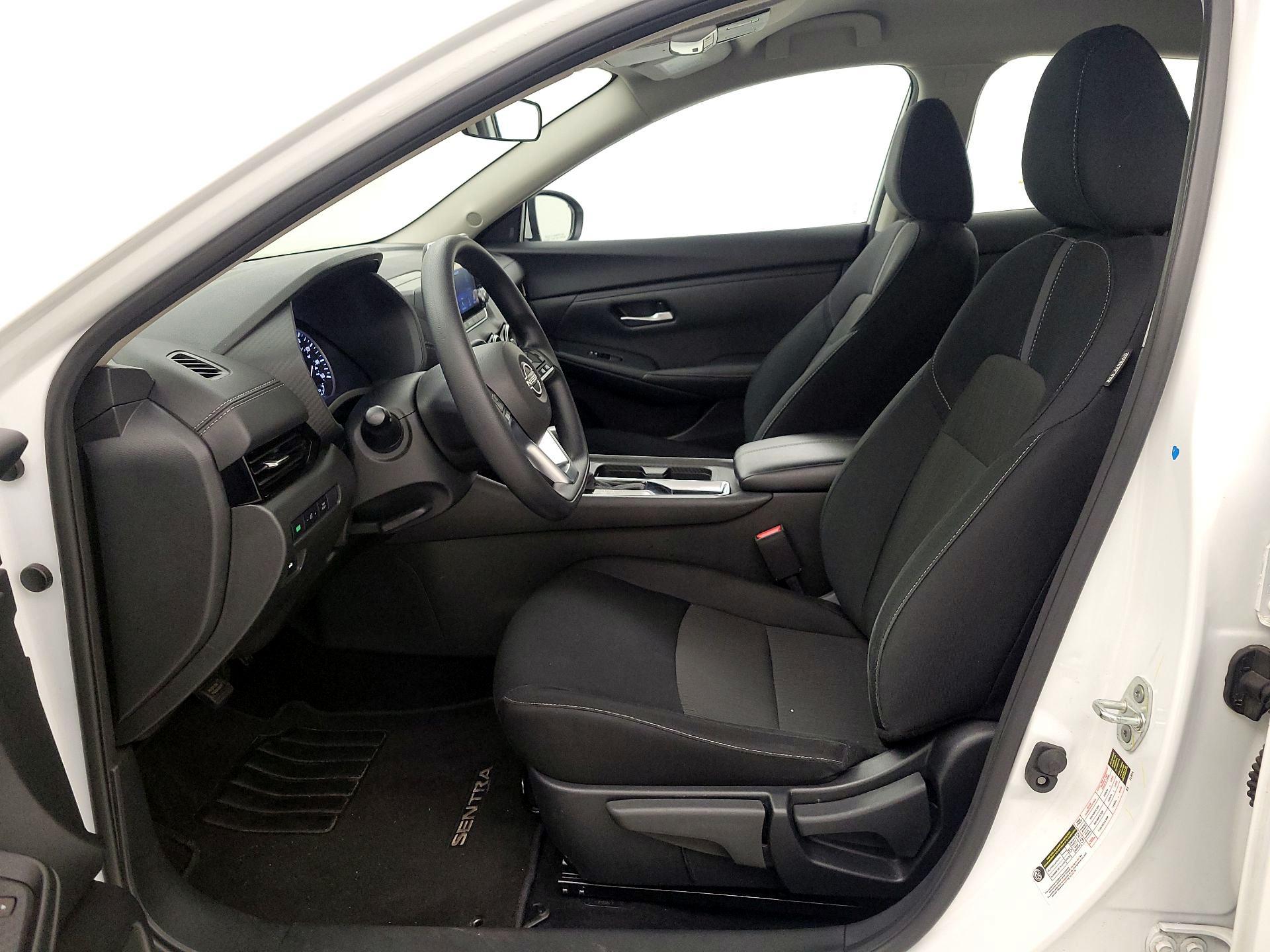 Thumbnail: 2025 Nissan Sentra - 11