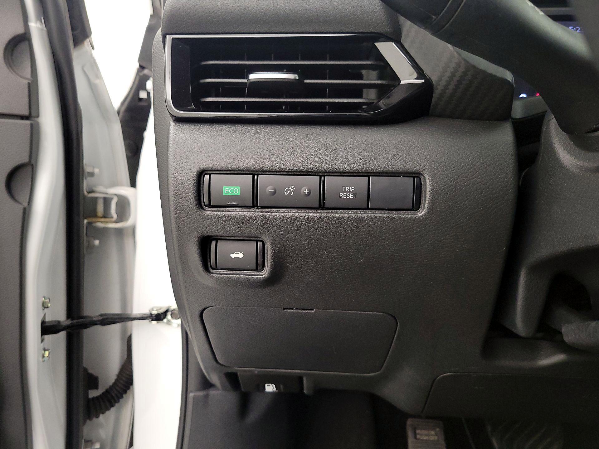 Thumbnail: 2025 Nissan Sentra - 13