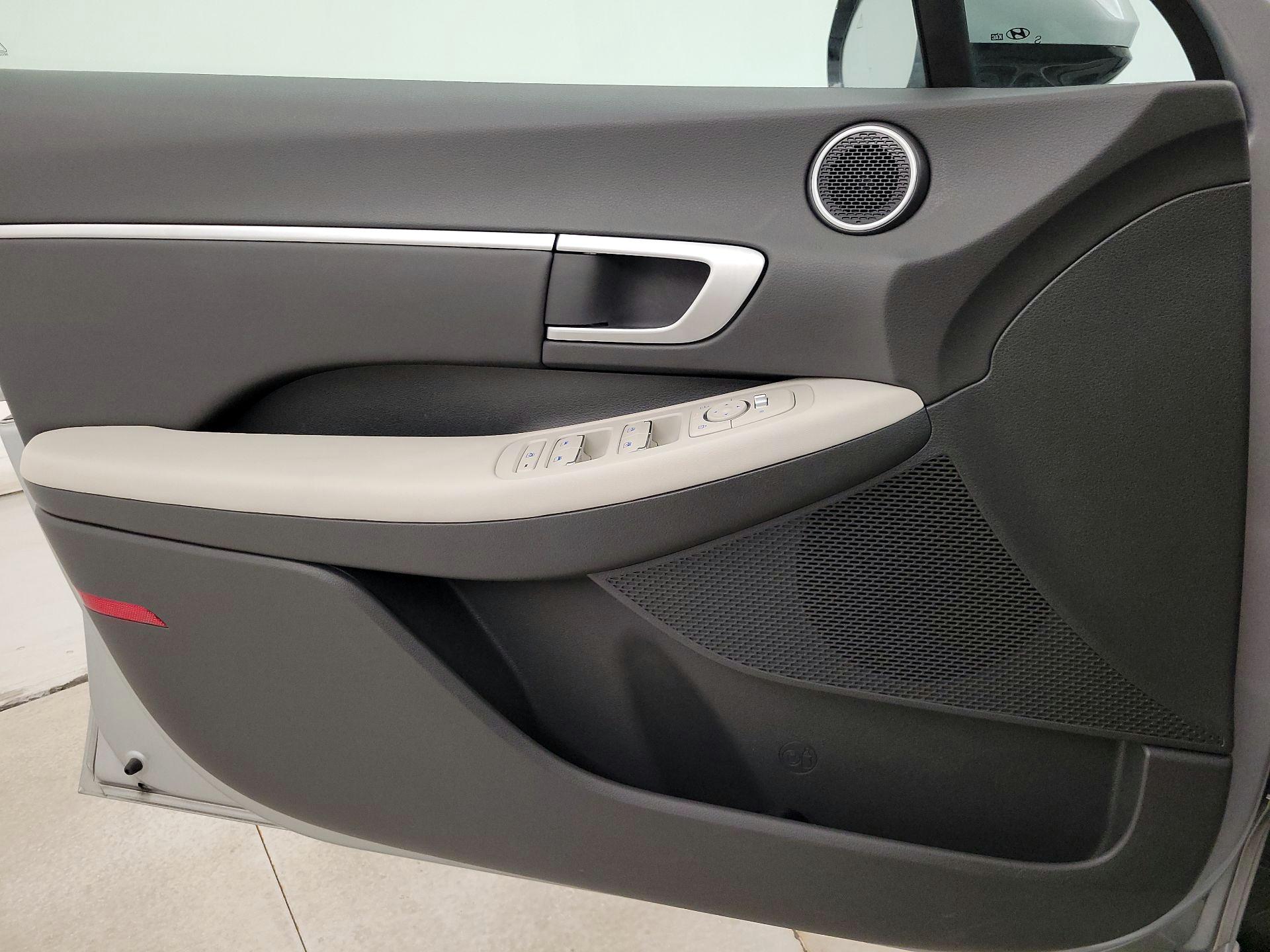 Thumbnail: 2025 Hyundai Sonata - 12