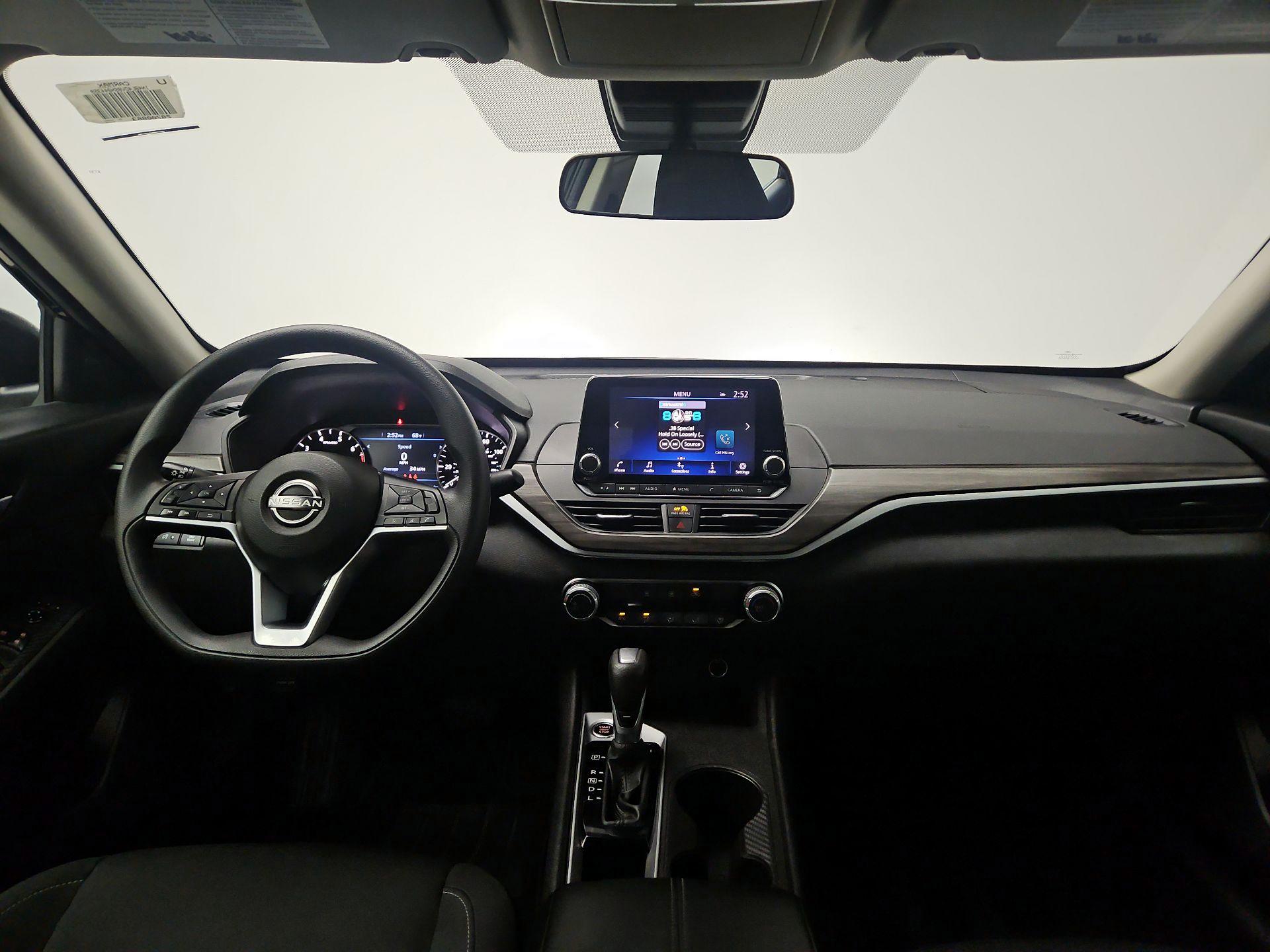 Thumbnail: 2025 Nissan Altima - 9