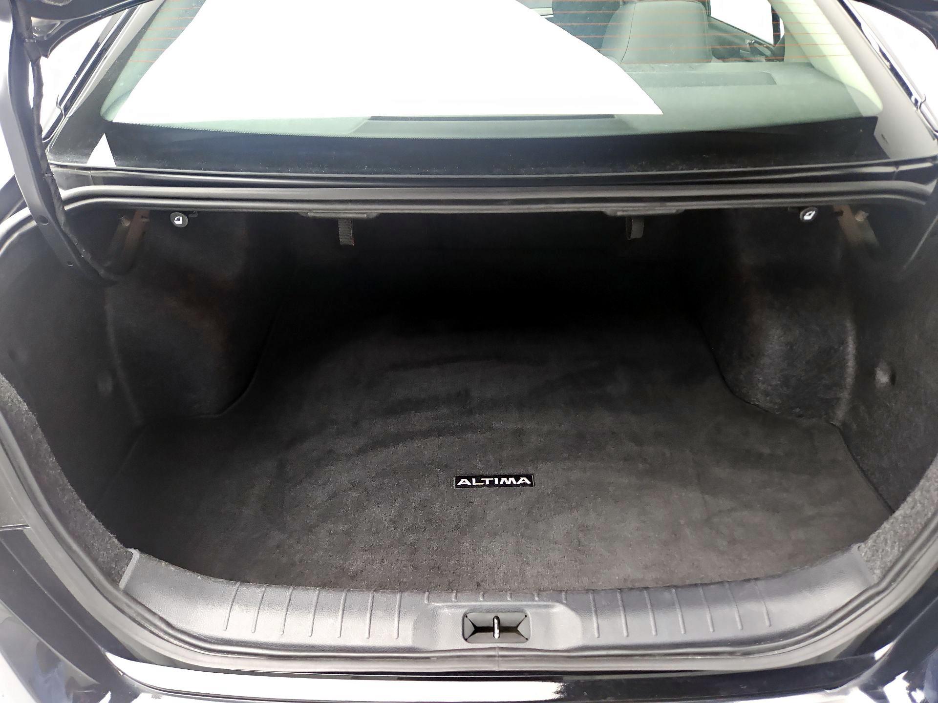 Thumbnail: 2025 Nissan Altima - 20