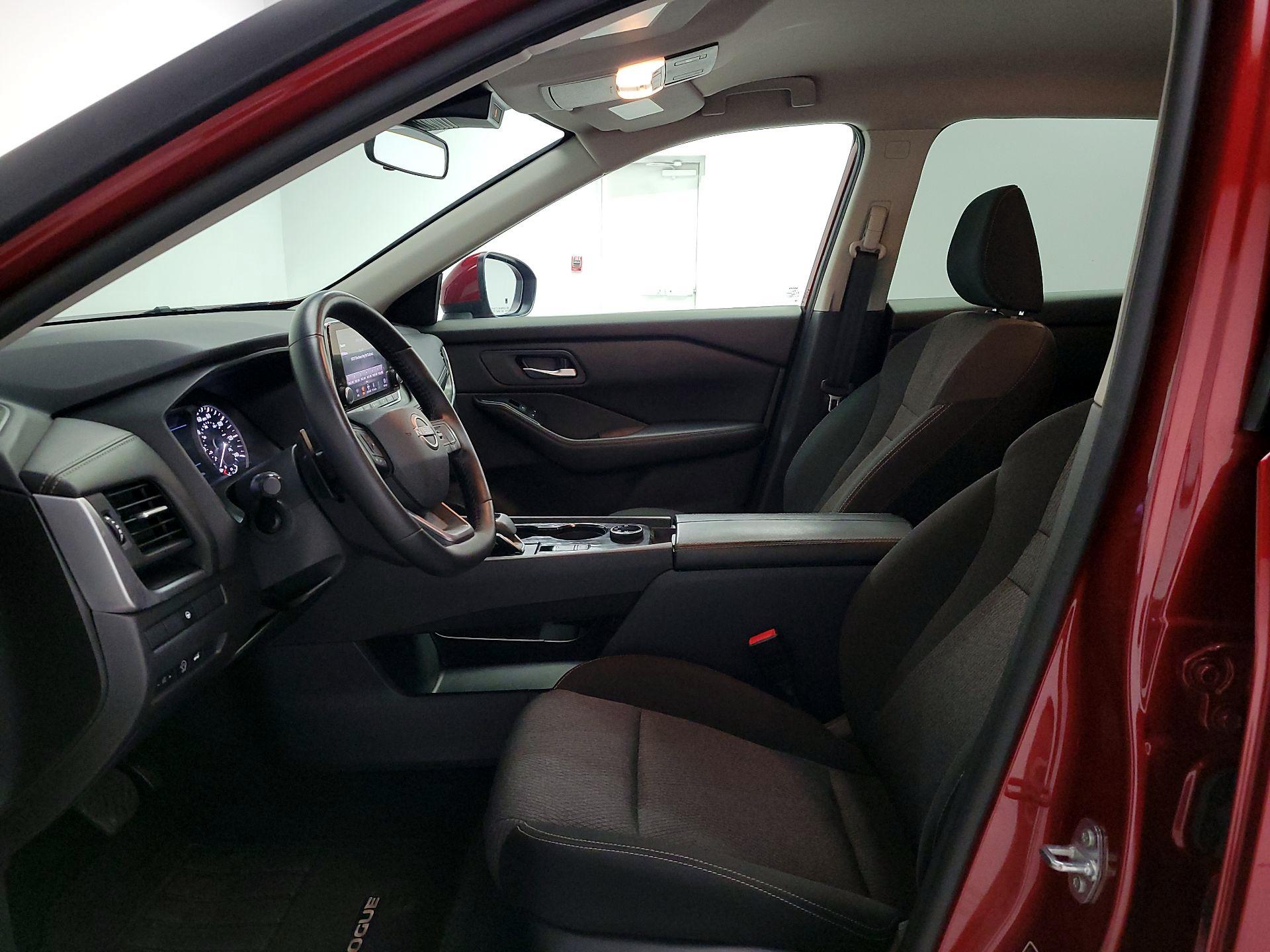 Thumbnail: 2025 Nissan Rogue - 11