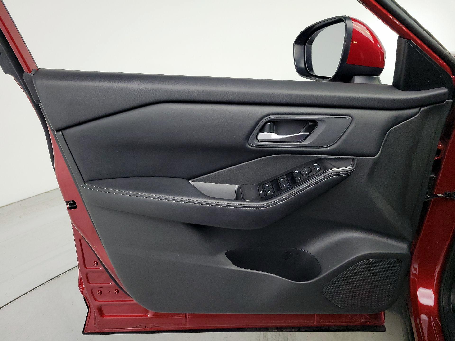 Thumbnail: 2025 Nissan Rogue - 12