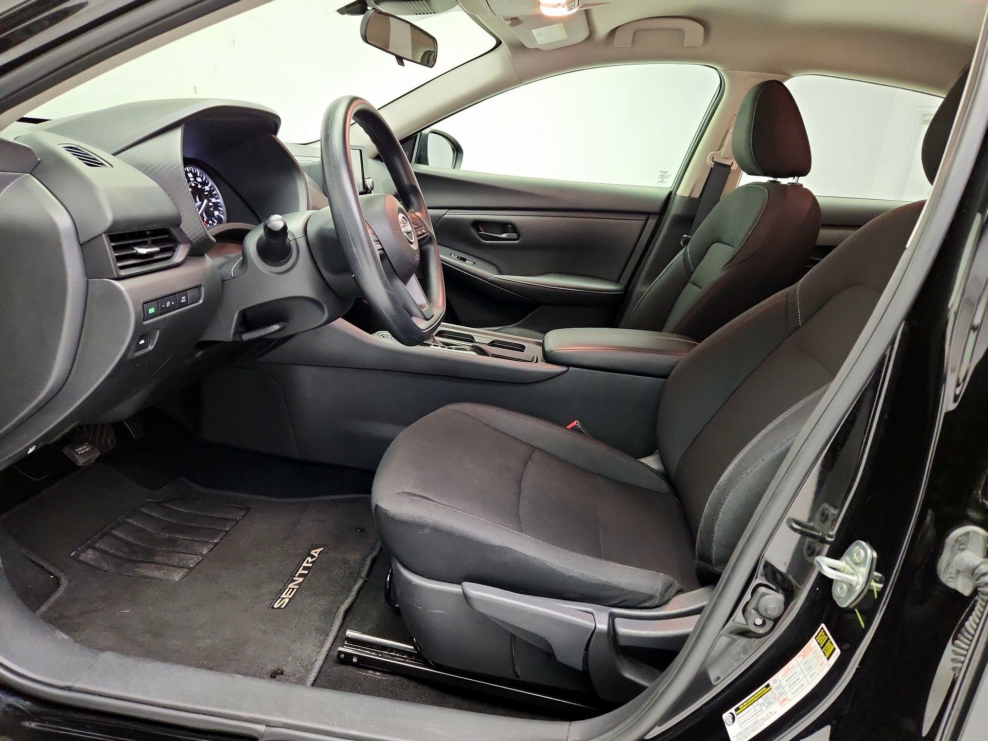 Thumbnail: 2025 Nissan Sentra - 11