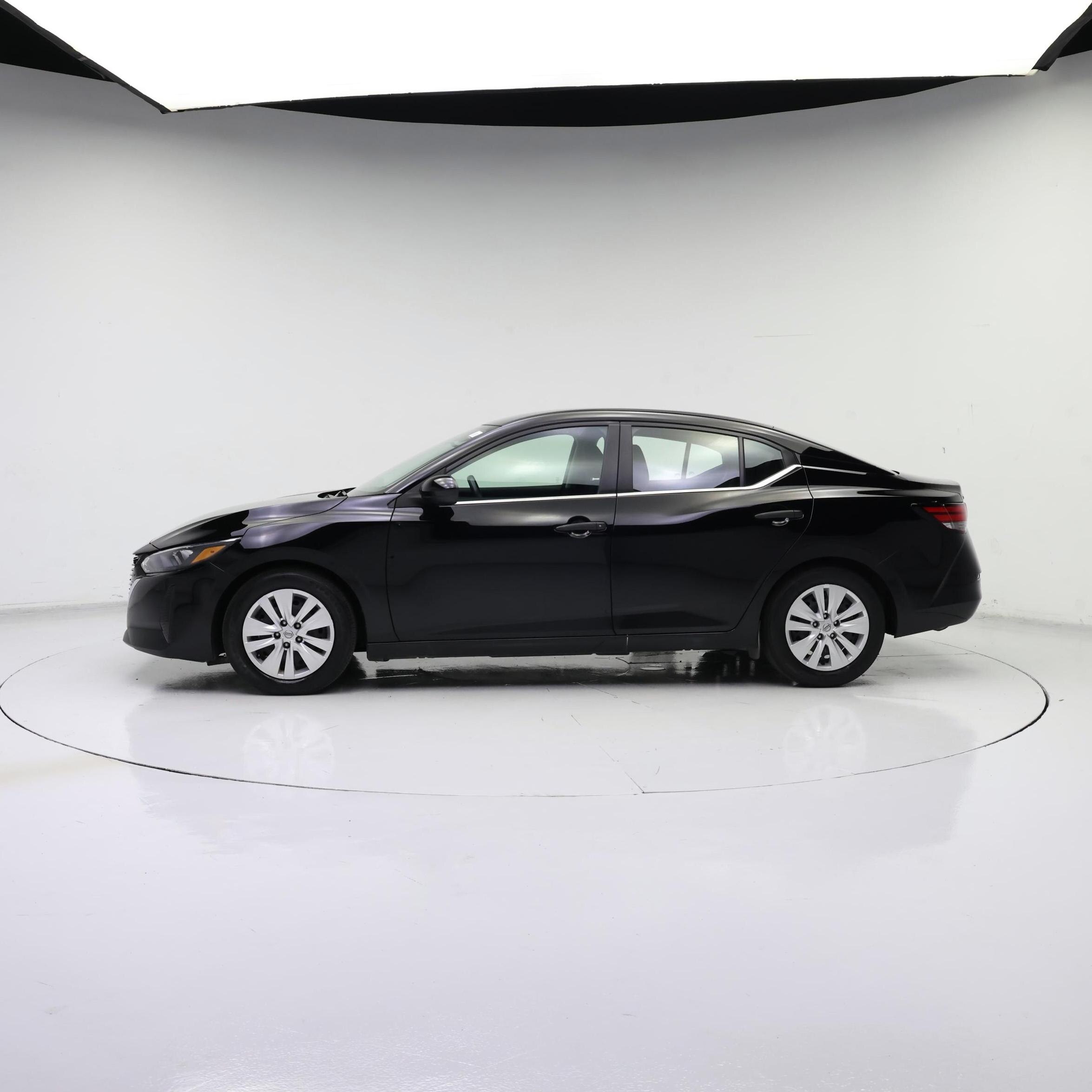 Thumbnail: 2025 Nissan Sentra - 3