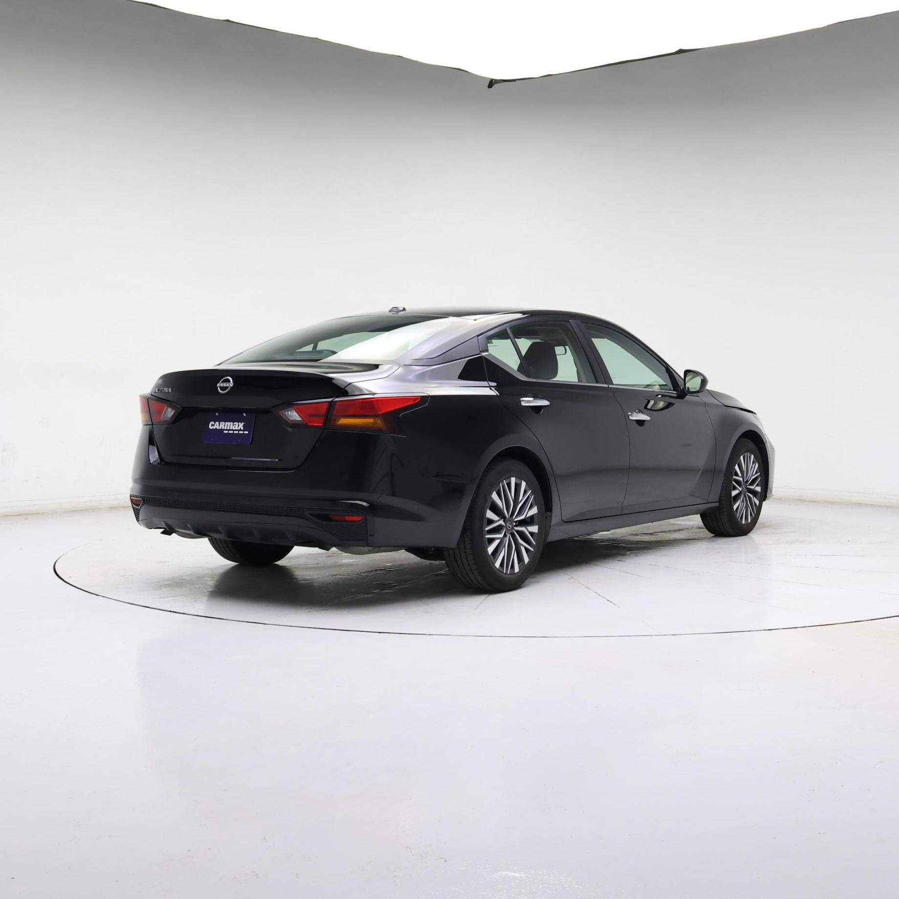 Thumbnail: 2025 Nissan Altima - 8