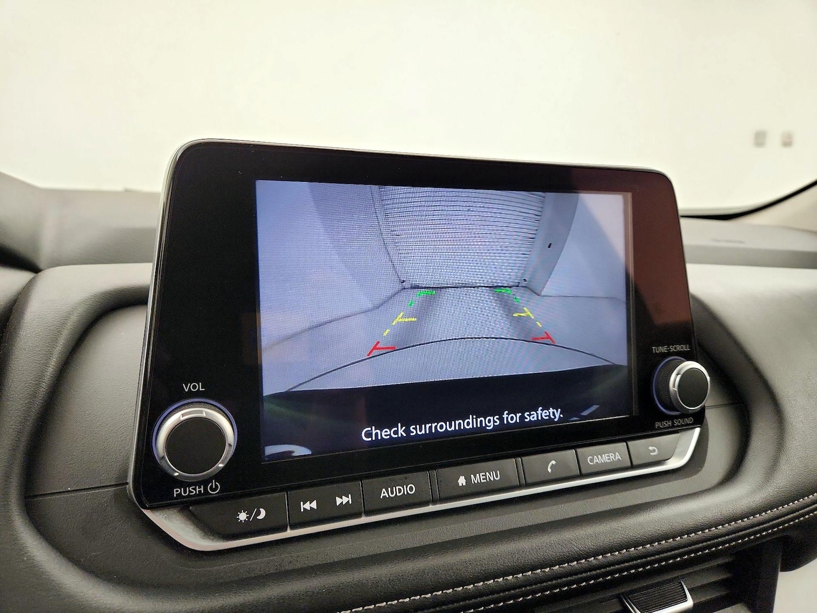2025 Nissan Rogue SV - Photo 15