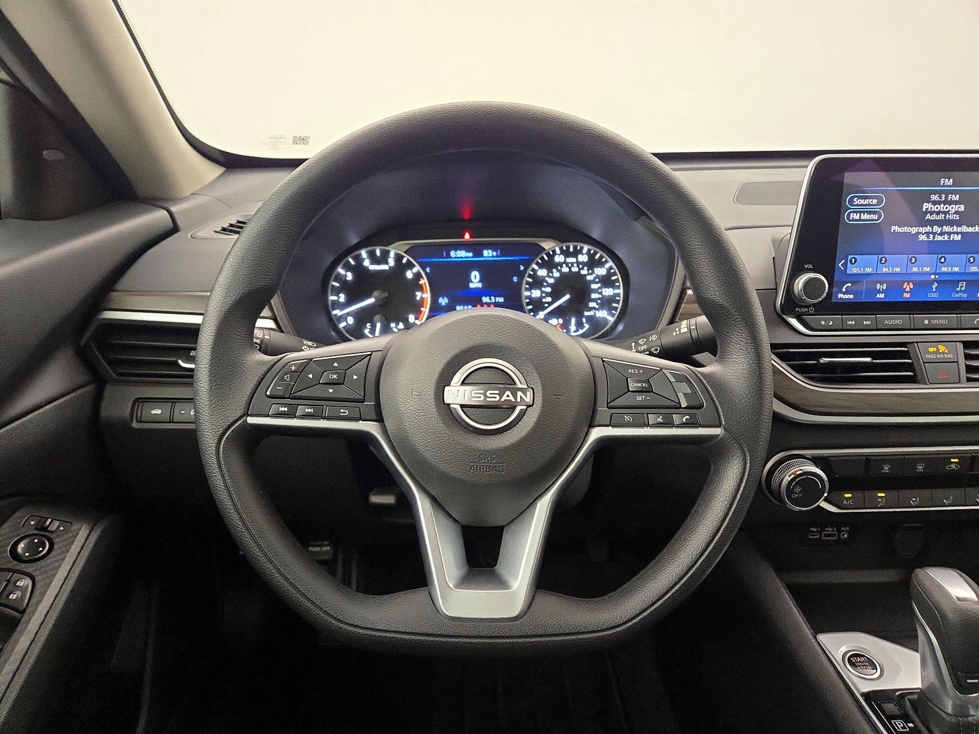 Thumbnail: 2025 Nissan Altima - 10