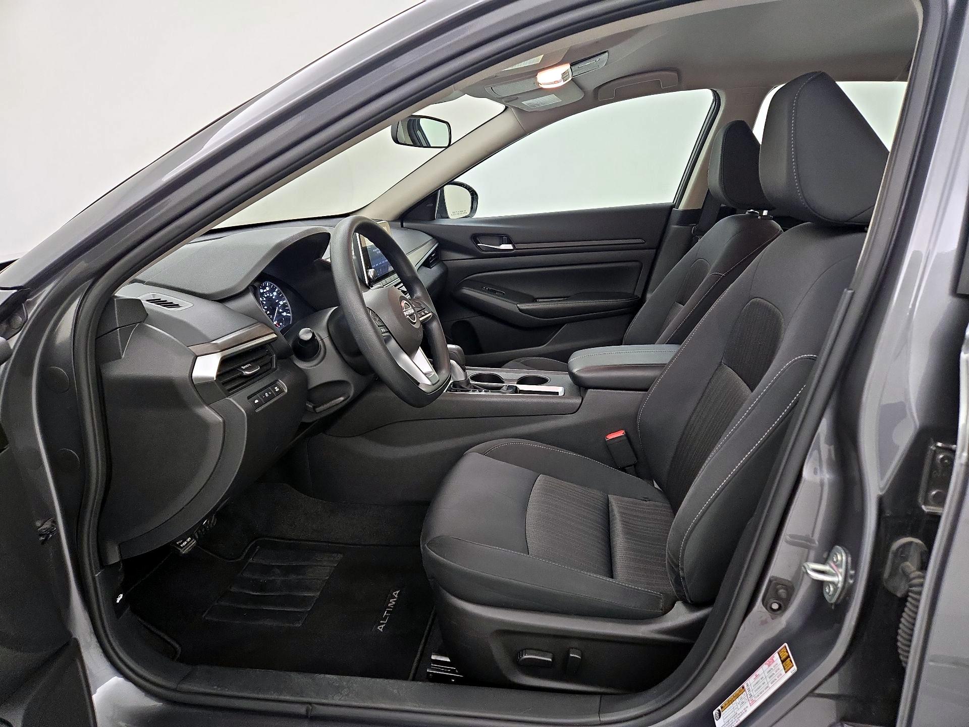 Thumbnail: 2025 Nissan Altima - 11