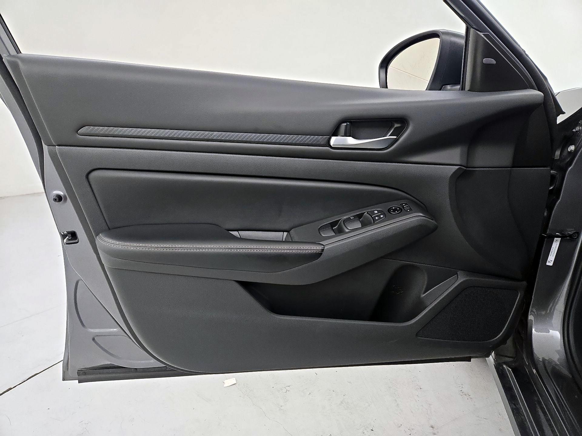 Thumbnail: 2025 Nissan Altima - 12