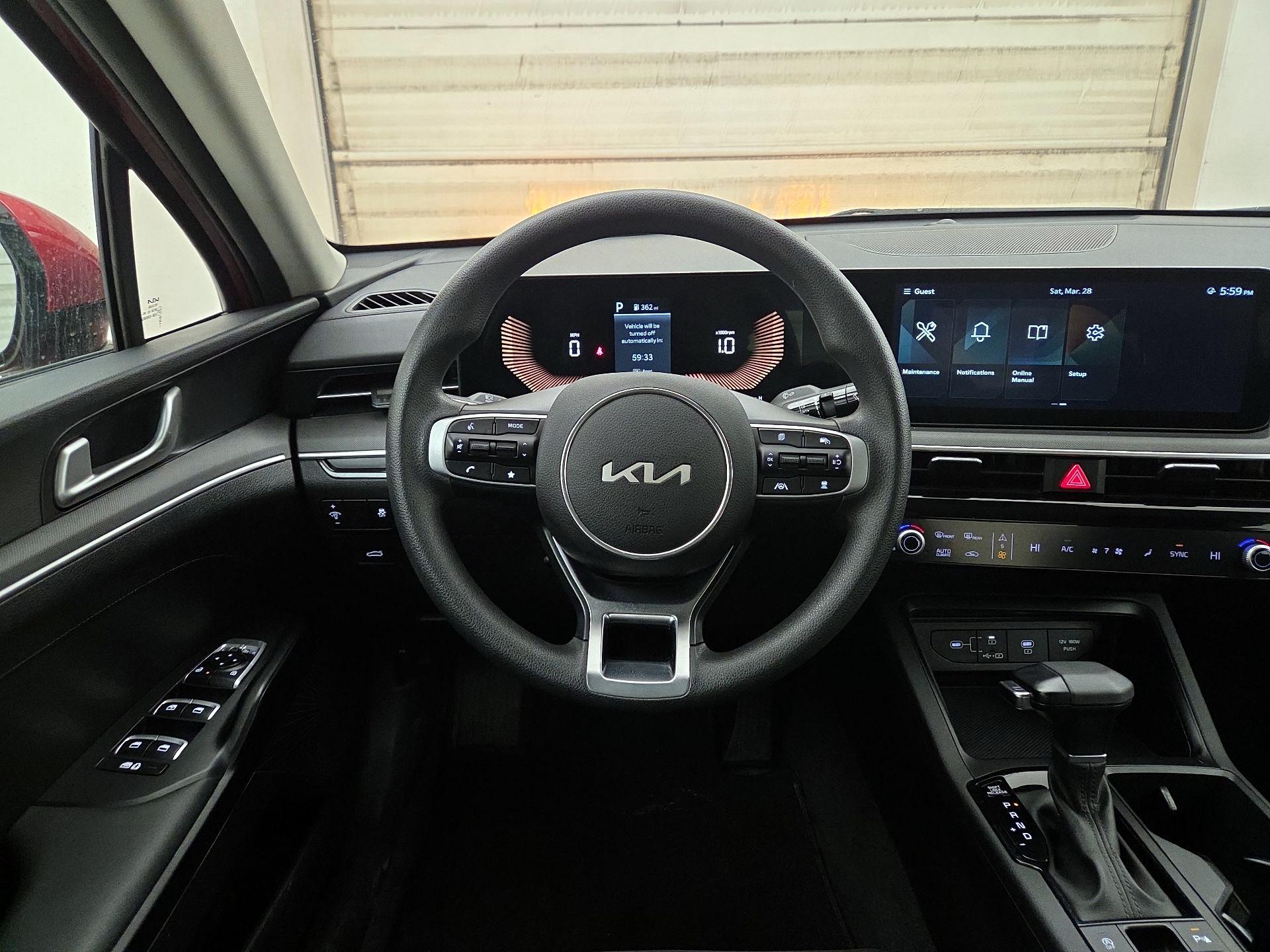 Thumbnail: 2025 Kia K5 - 10