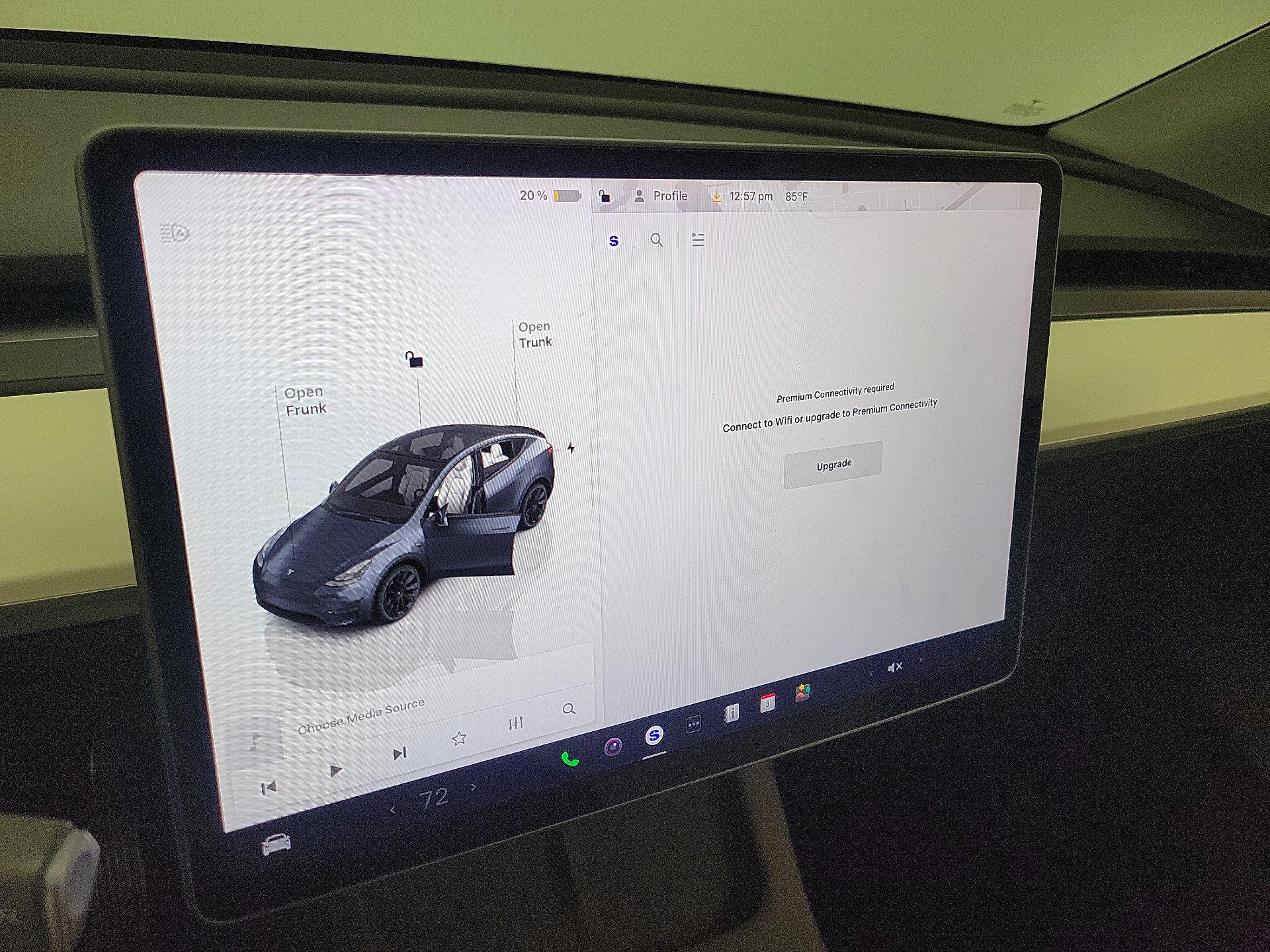 Thumbnail: 2022 Tesla Model Y - 15