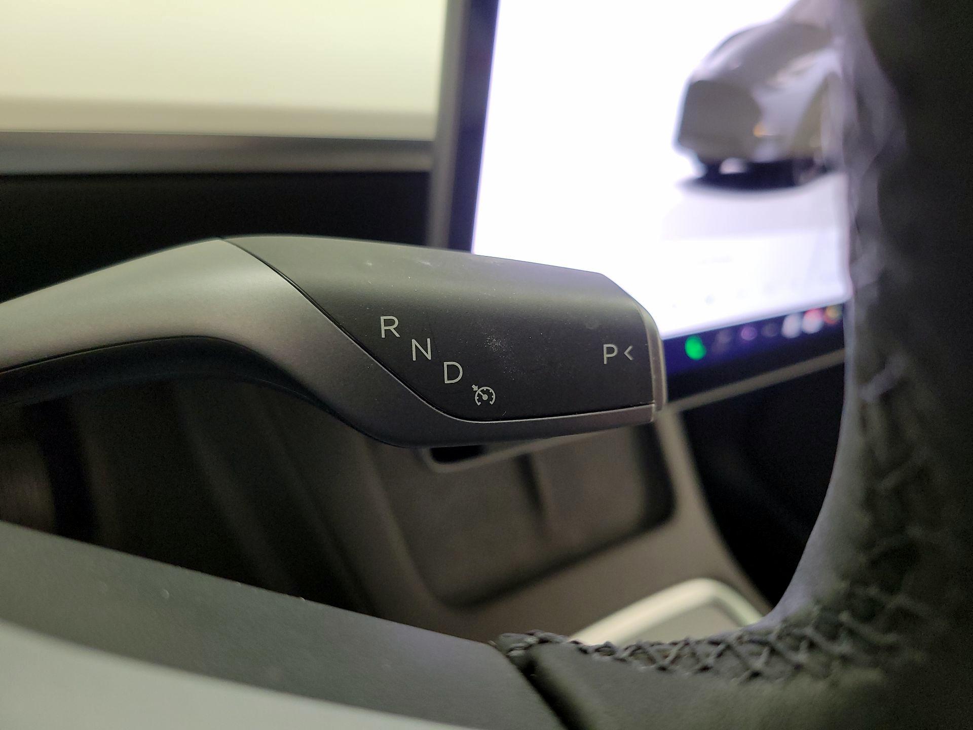 Thumbnail: 2022 Tesla Model Y - 17