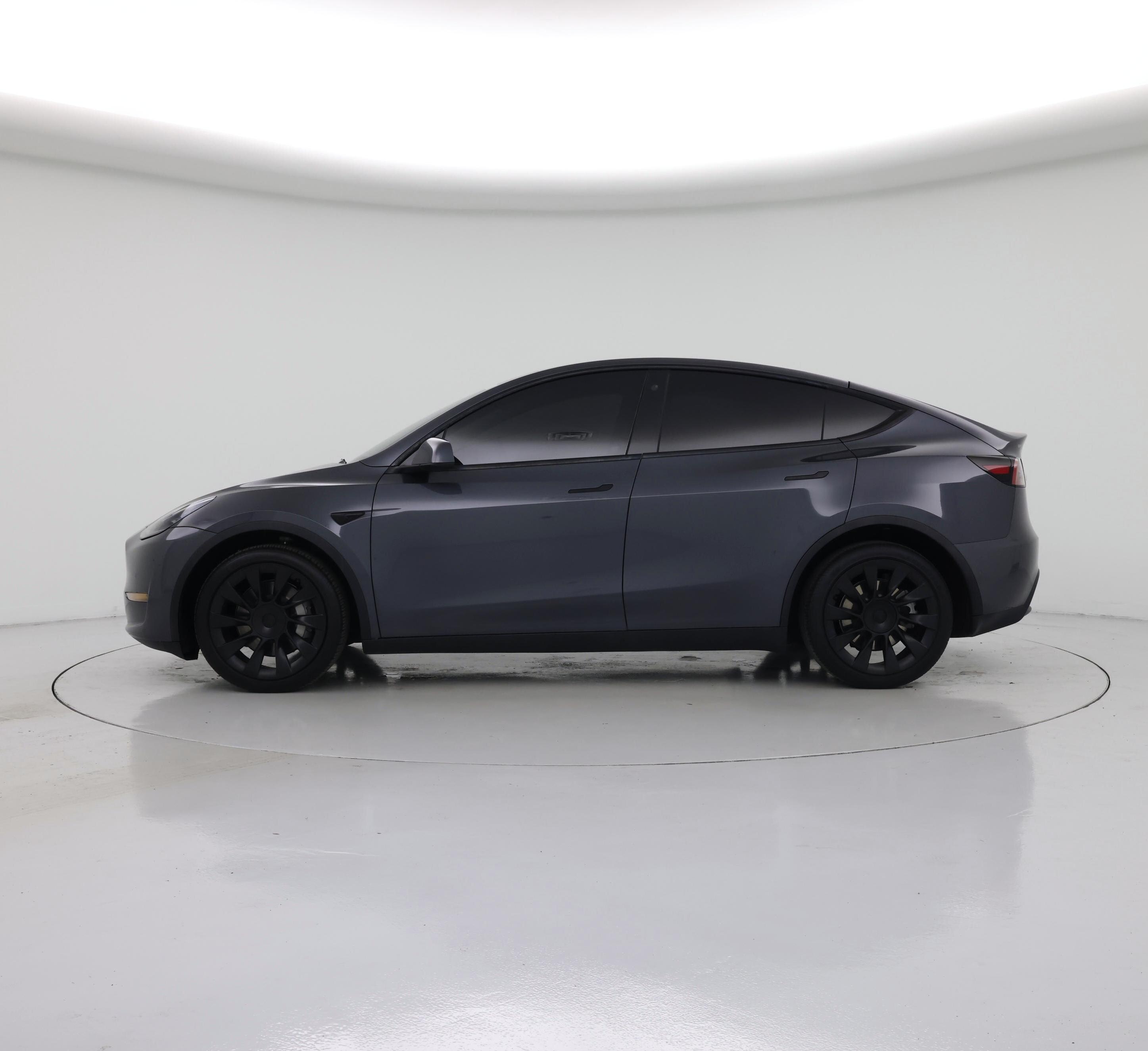 Thumbnail: 2022 Tesla Model Y - 3
