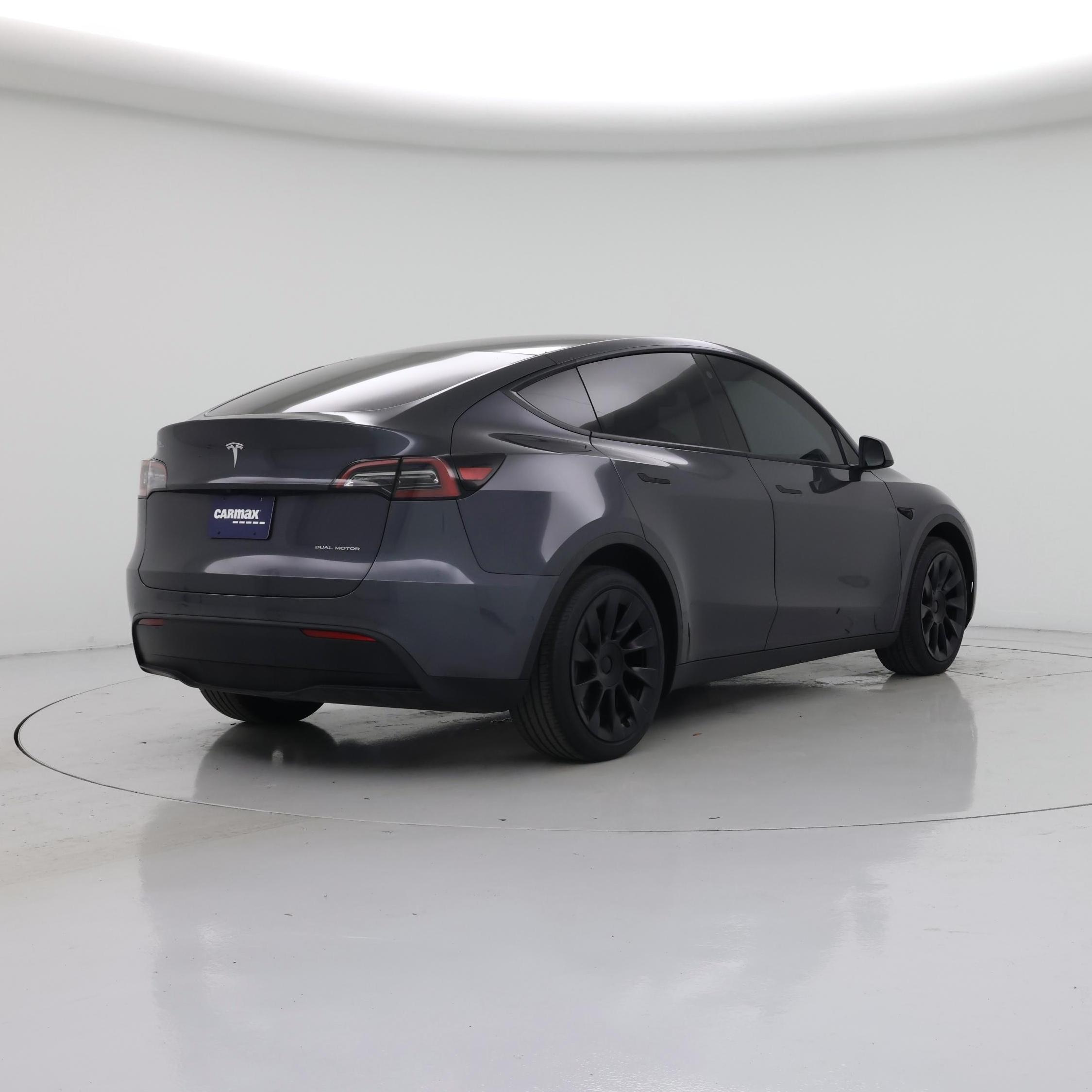 Thumbnail: 2022 Tesla Model Y - 8