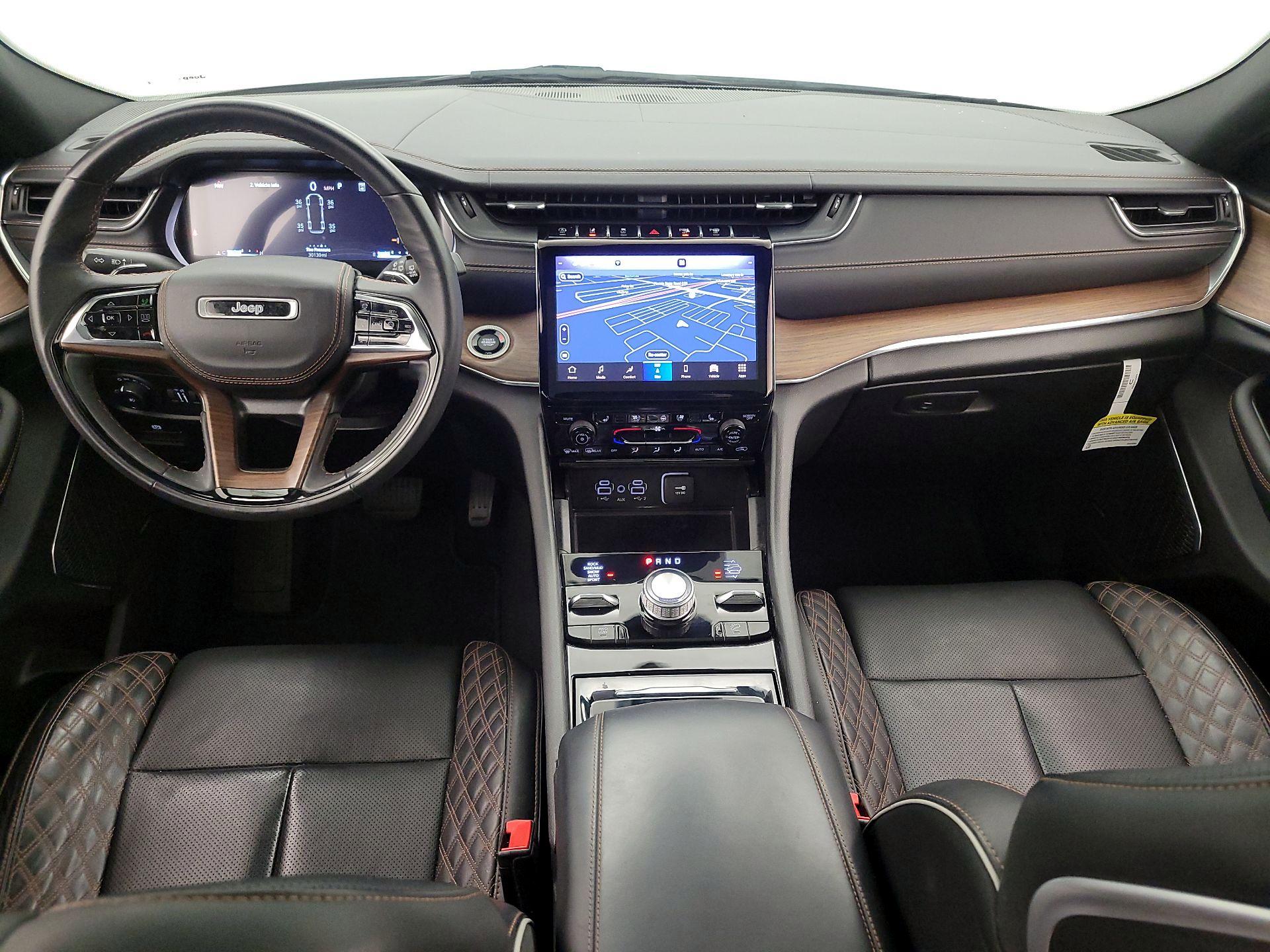 Thumbnail: 2024 Jeep Grand Cherokee L - 9