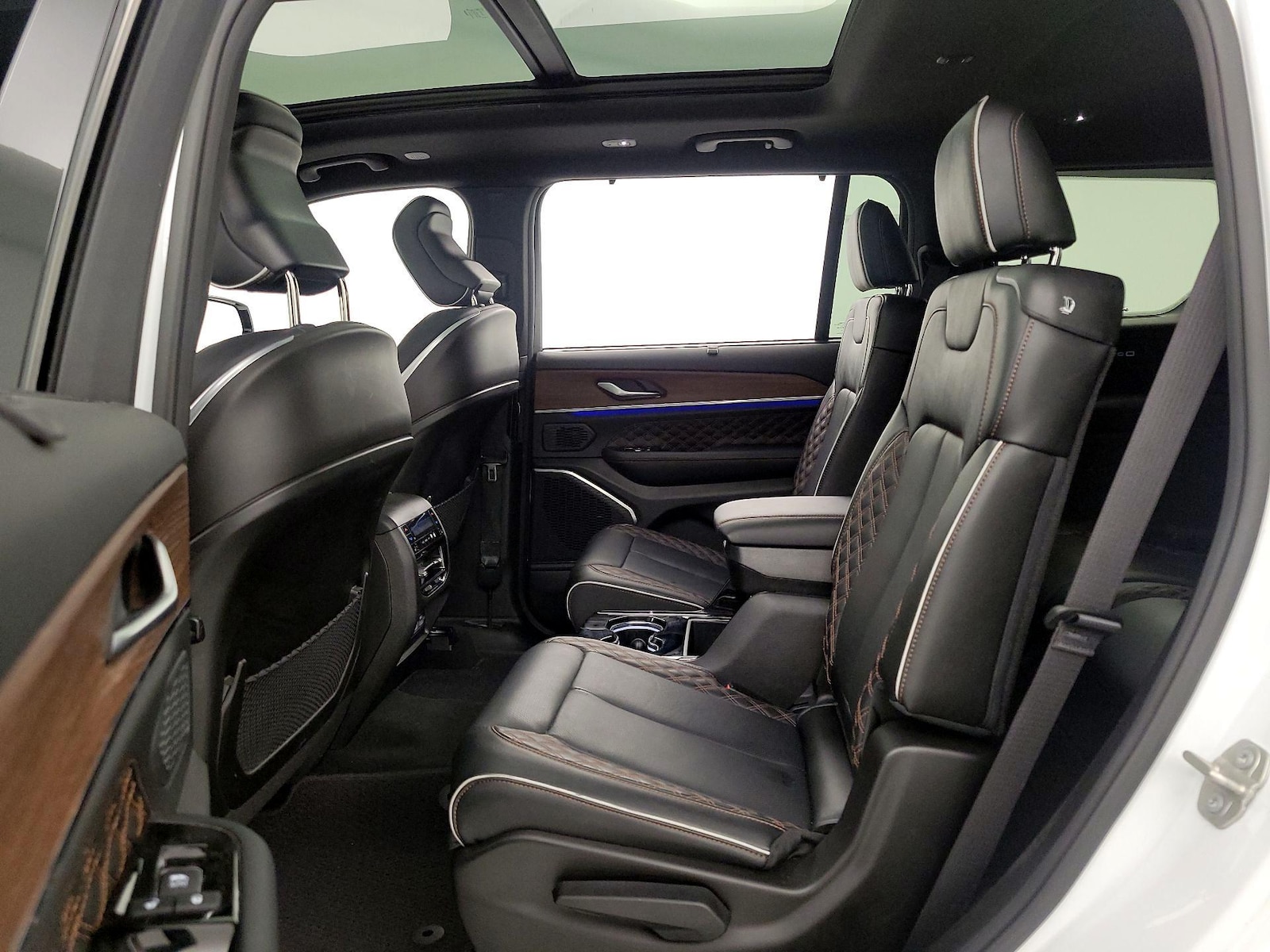 Rear Air Conditioning