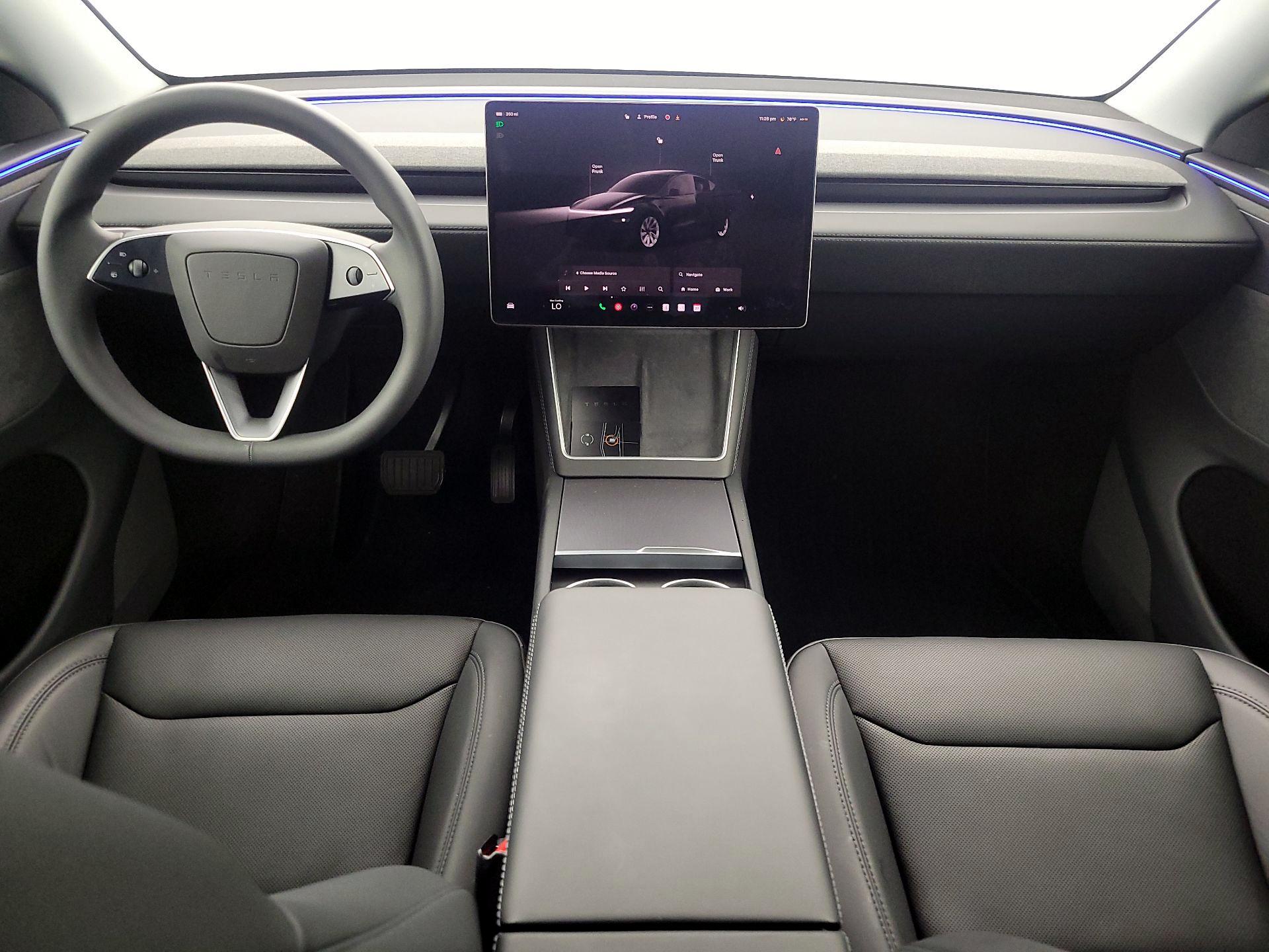 Thumbnail: 2026 Tesla Model Y - 9