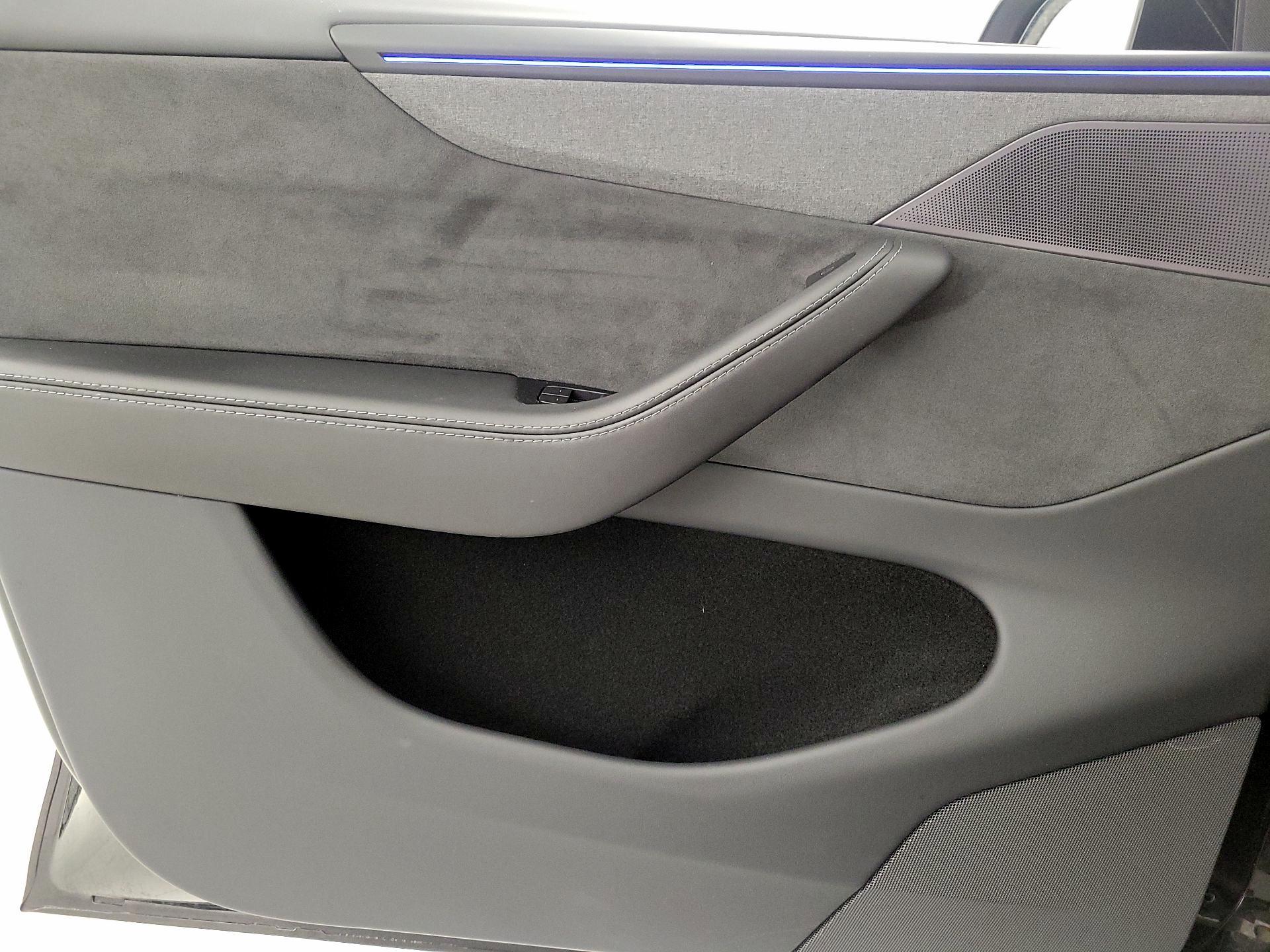 Thumbnail: 2026 Tesla Model Y - 12