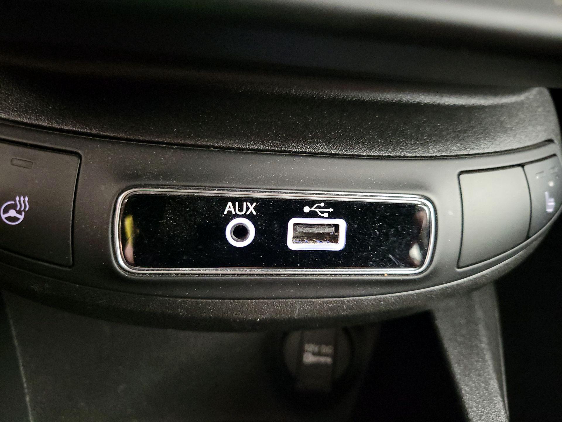 Thumbnail: 2017 Fiat 500X - 19