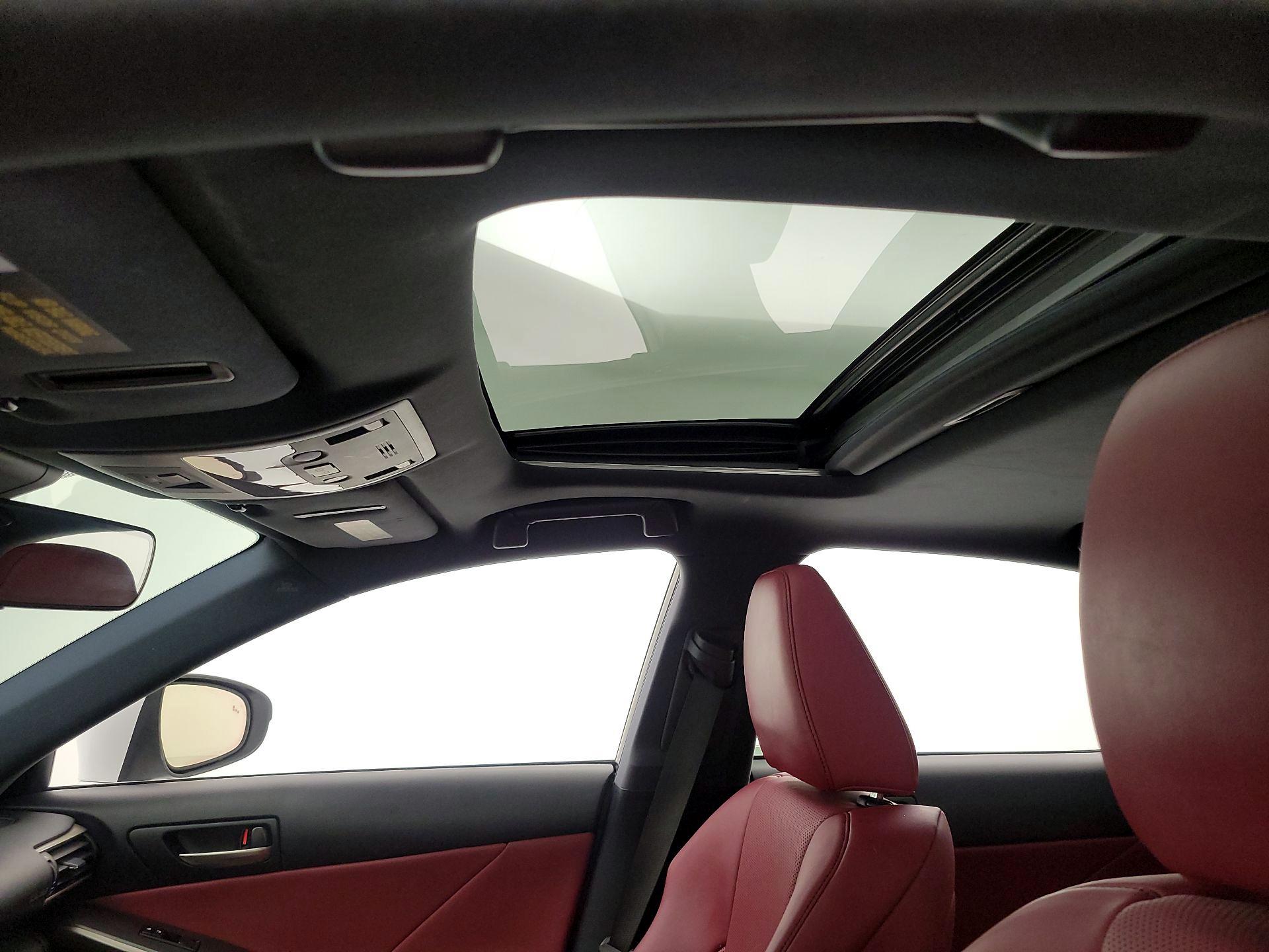 Thumbnail: 2017 Lexus IS - 19