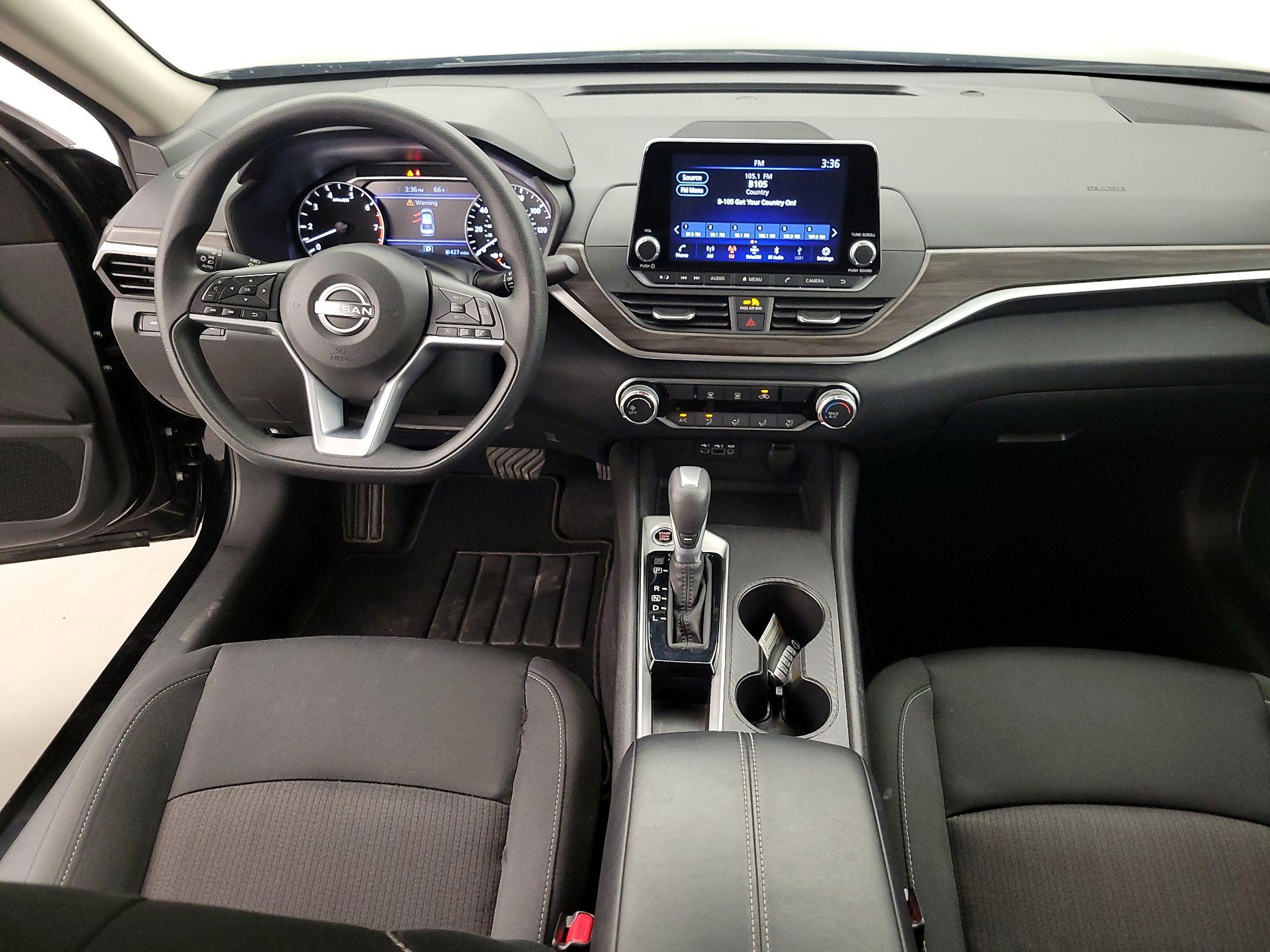 Thumbnail: 2025 Nissan Altima - 9