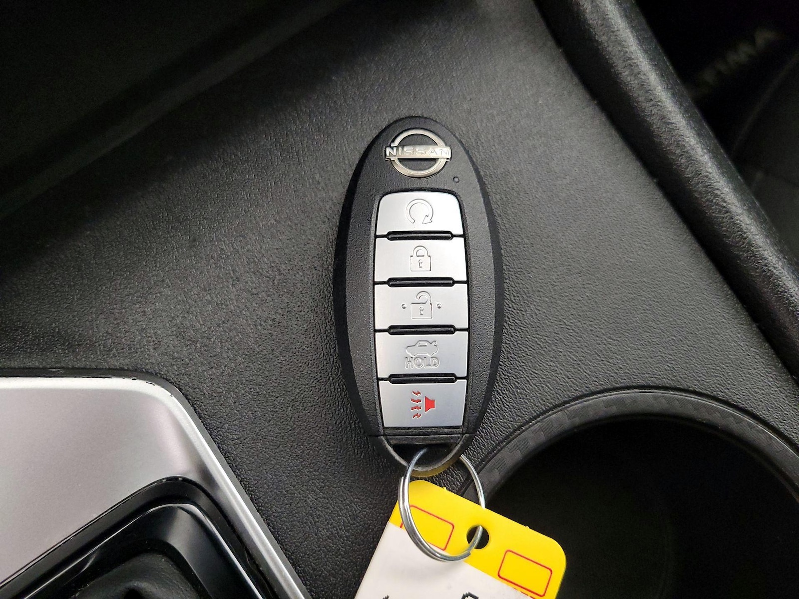 2025 Nissan Altima SV - Photo 23