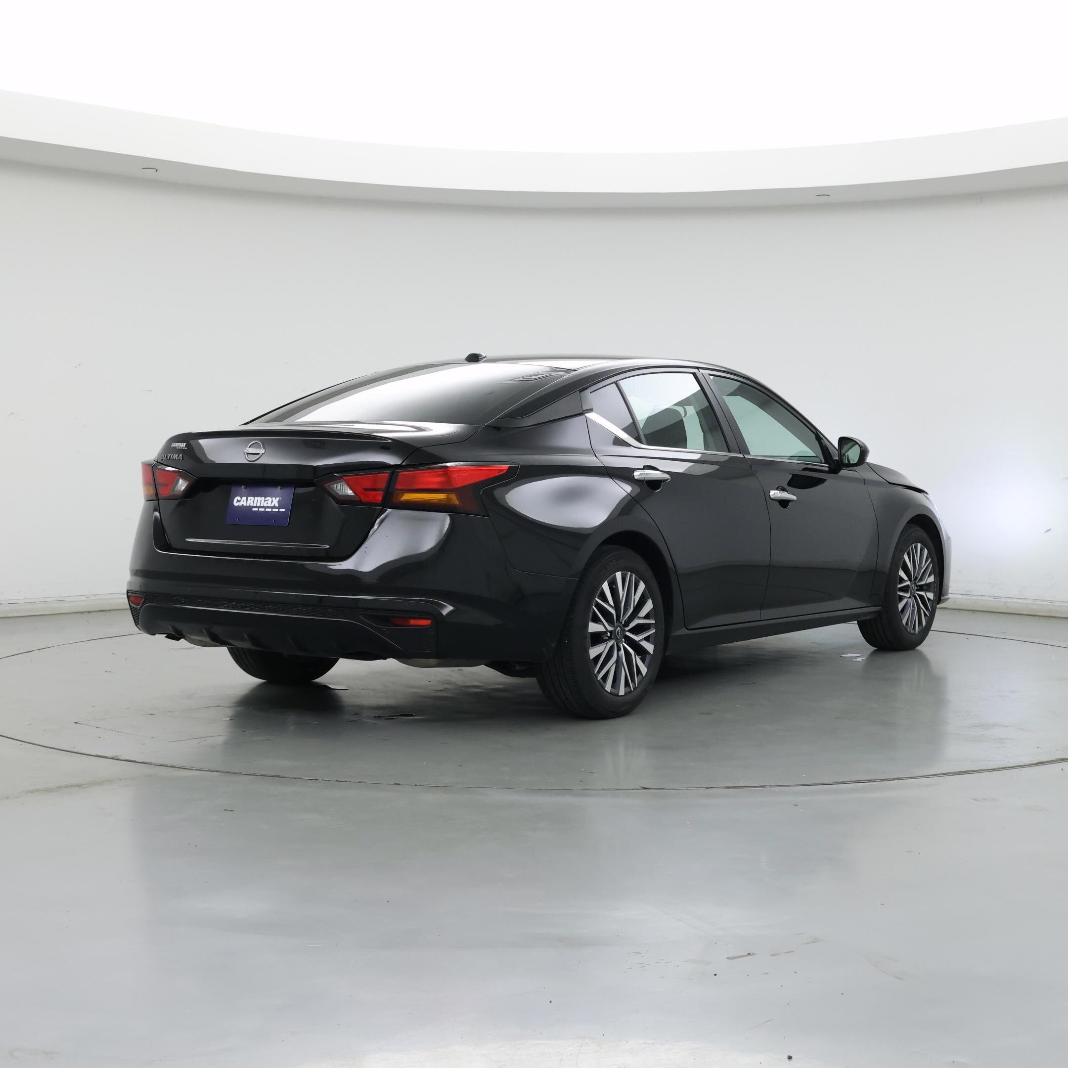 Thumbnail: 2025 Nissan Altima - 8