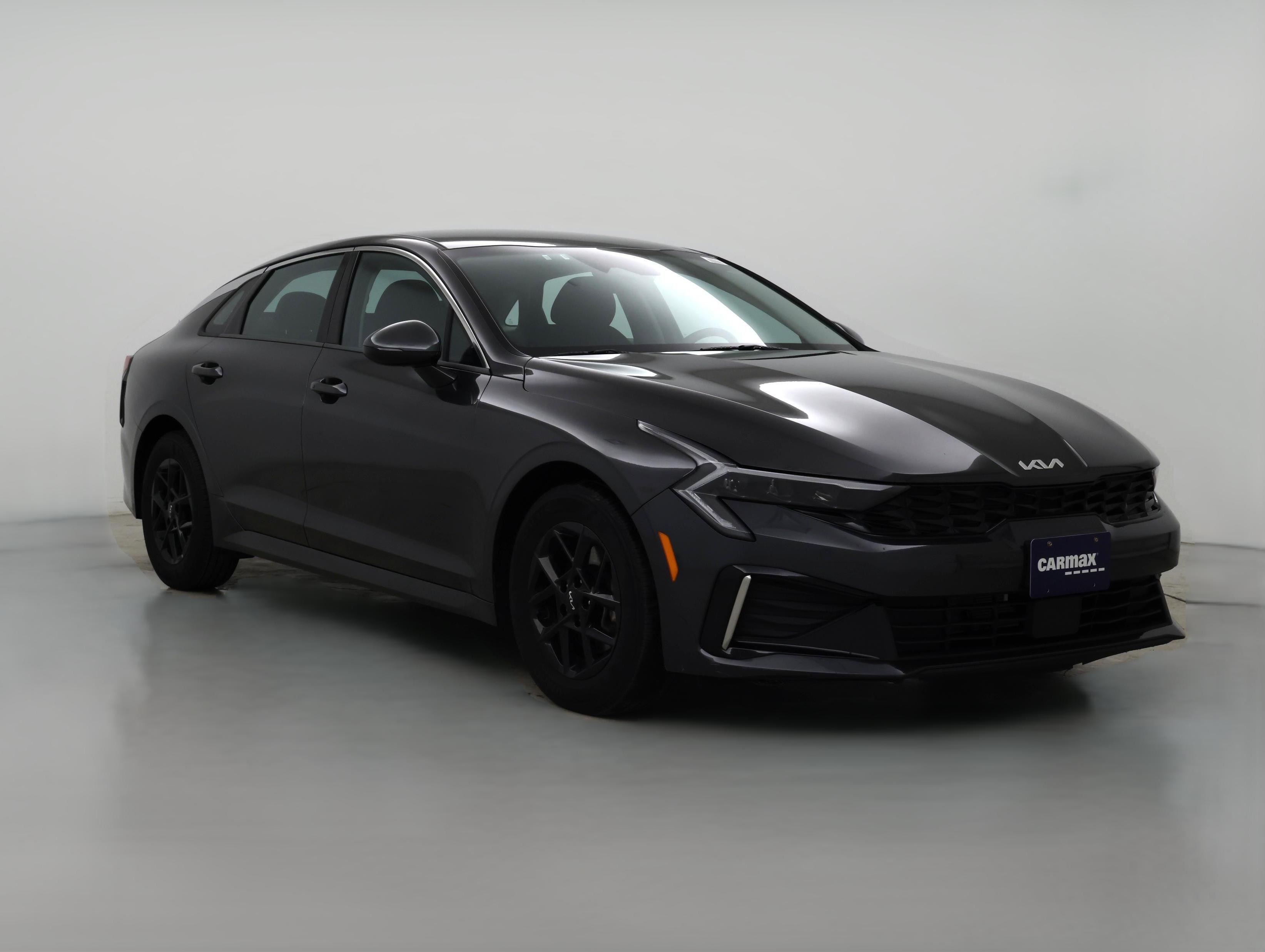 Thumbnail: 2025 Kia K5 - 1