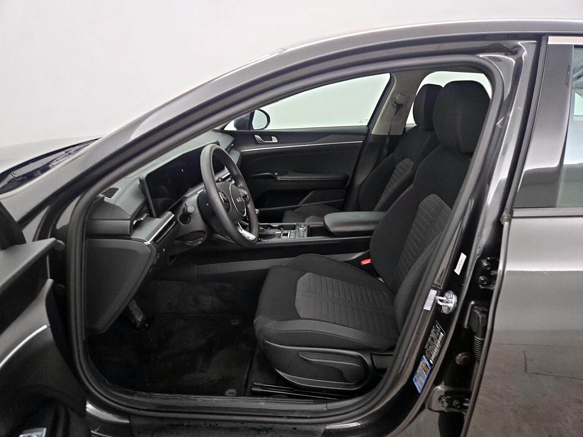 Thumbnail: 2025 Kia K5 - 11