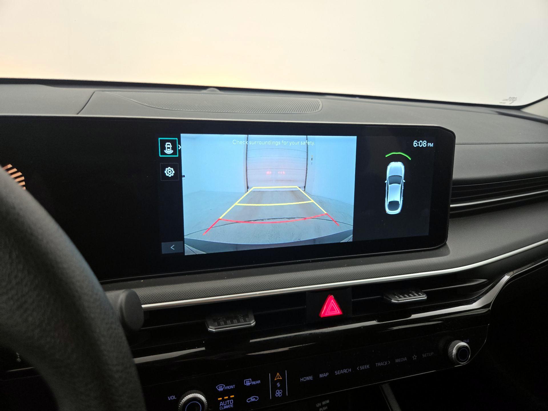 Thumbnail: 2025 Kia K5 - 14