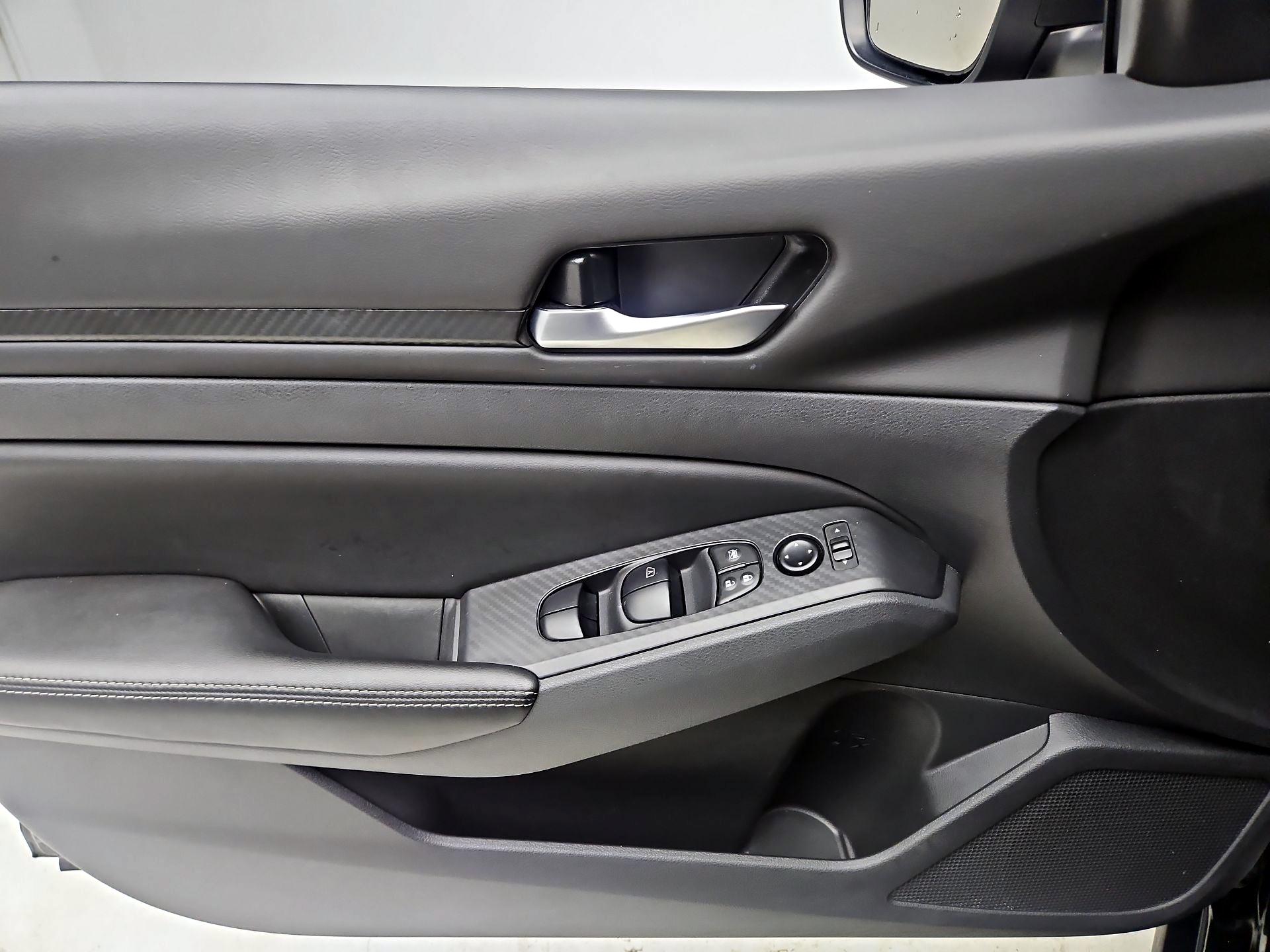 Thumbnail: 2025 Nissan Altima - 12