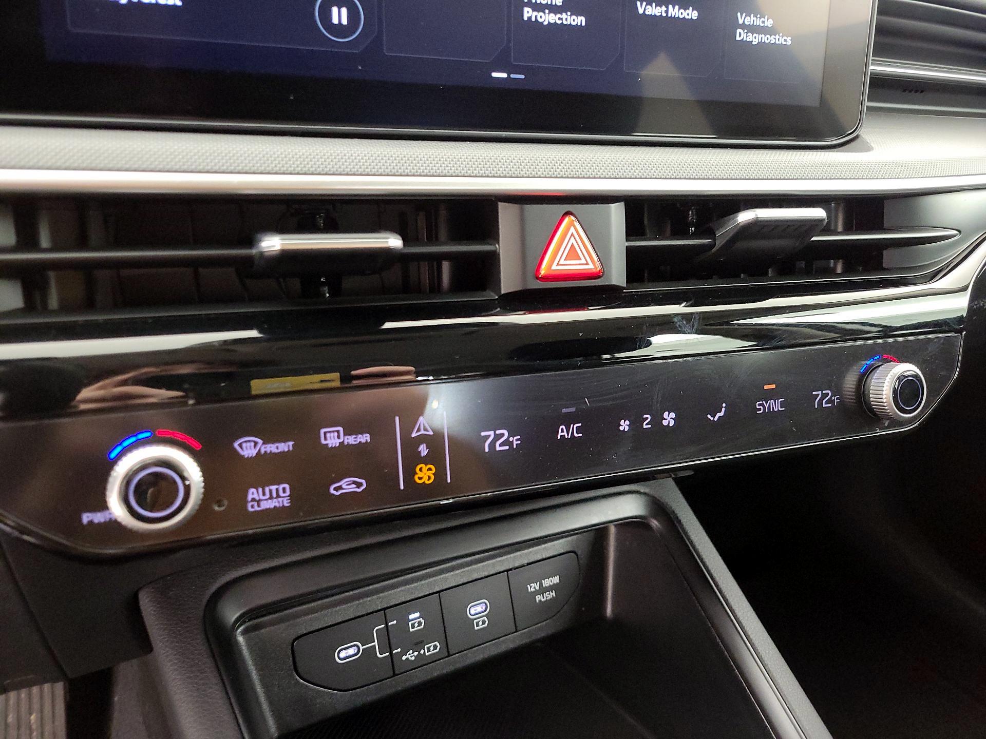 Thumbnail: 2025 Kia K5 - 16