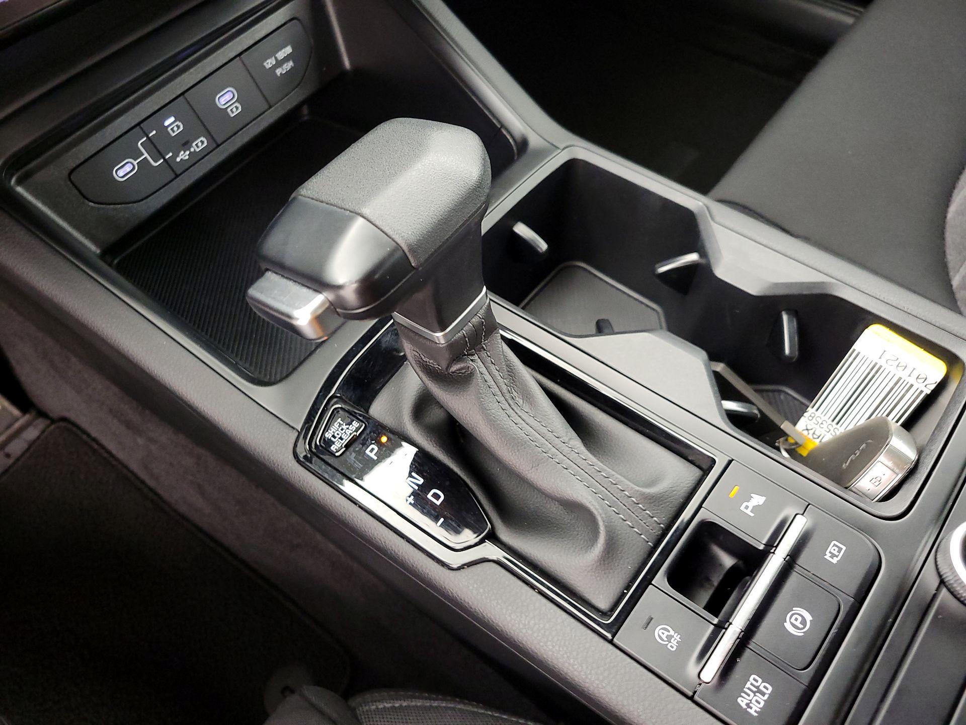 Thumbnail: 2025 Kia K5 - 17