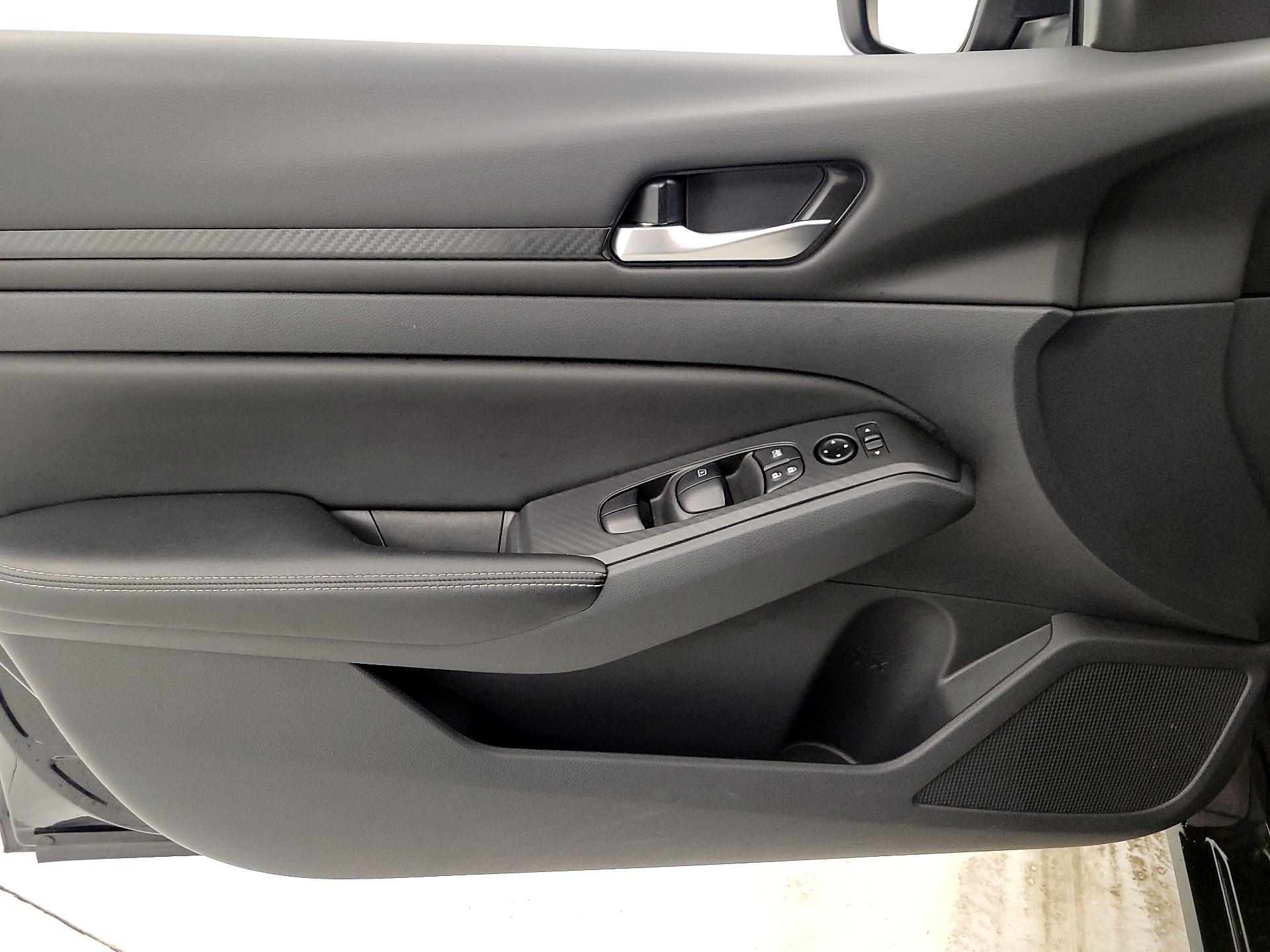 Thumbnail: 2025 Nissan Altima - 12