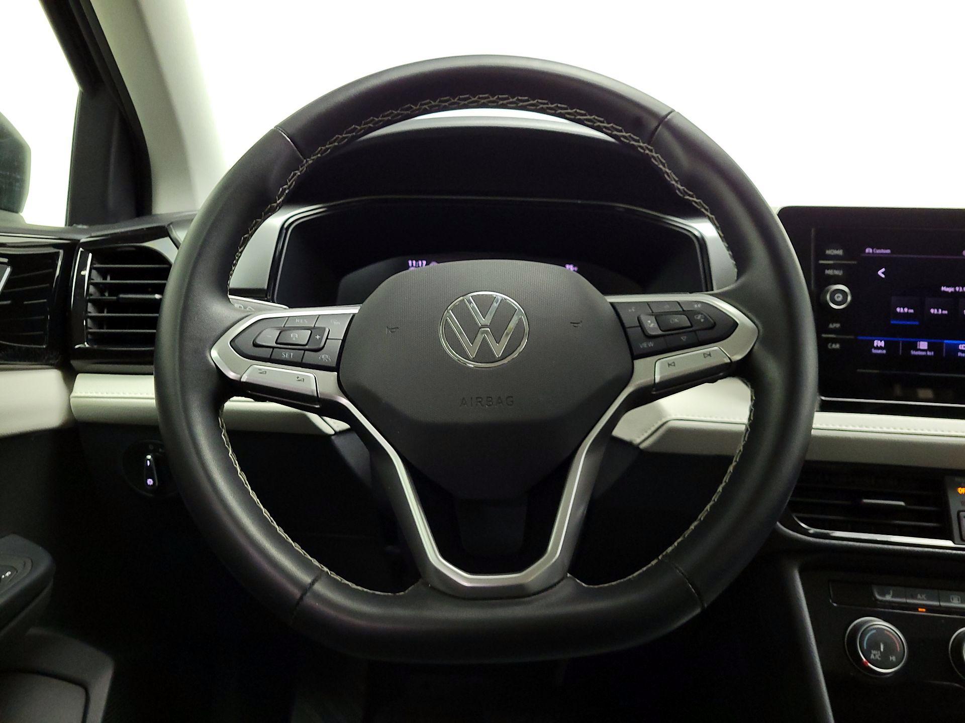 Thumbnail: 2025 Volkswagen Taos - 10