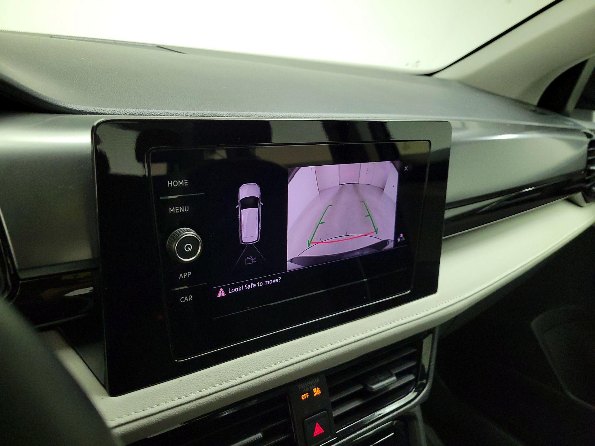 Thumbnail: 2025 Volkswagen Taos - 14