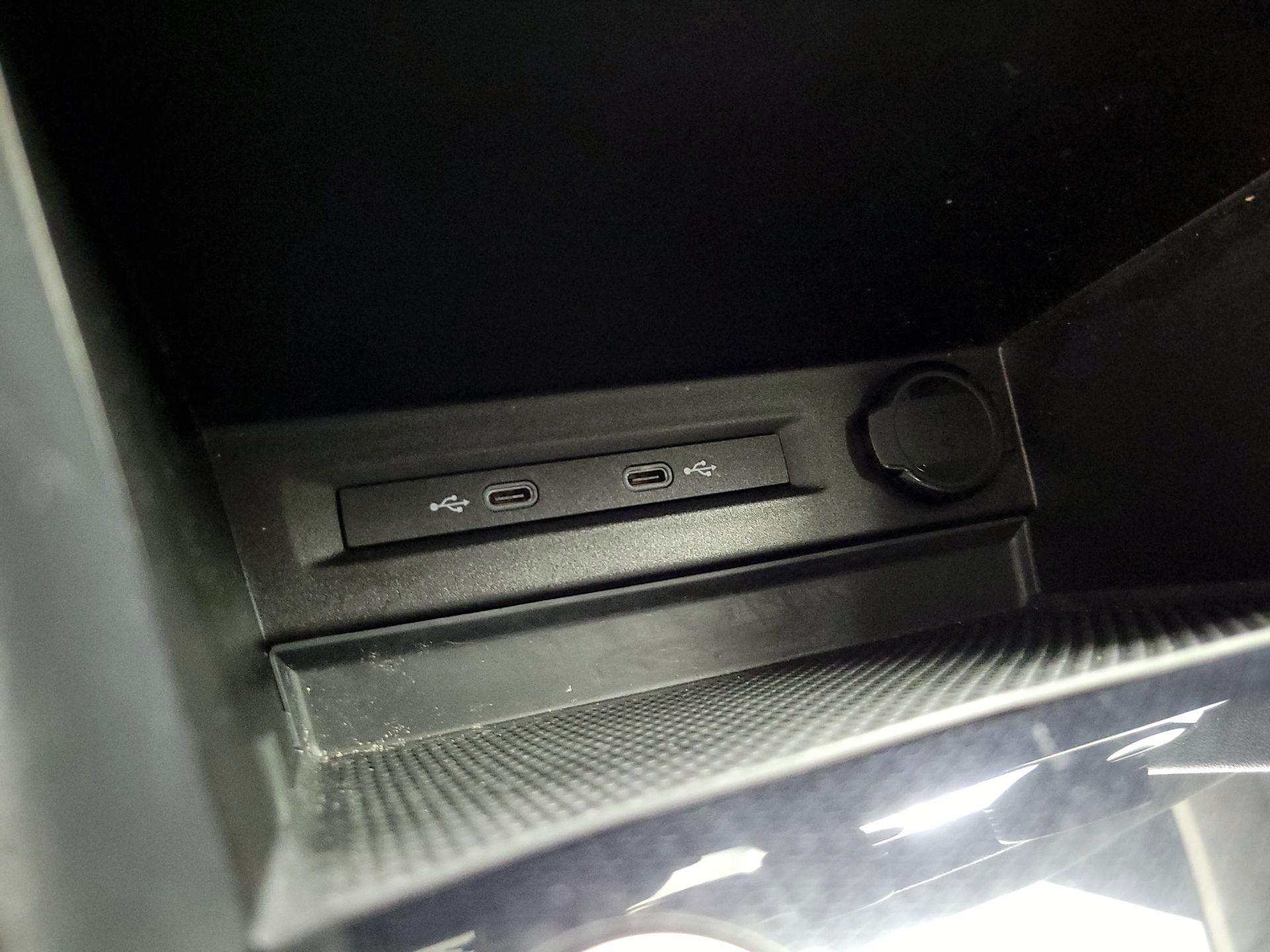 Thumbnail: 2025 Volkswagen Taos - 18