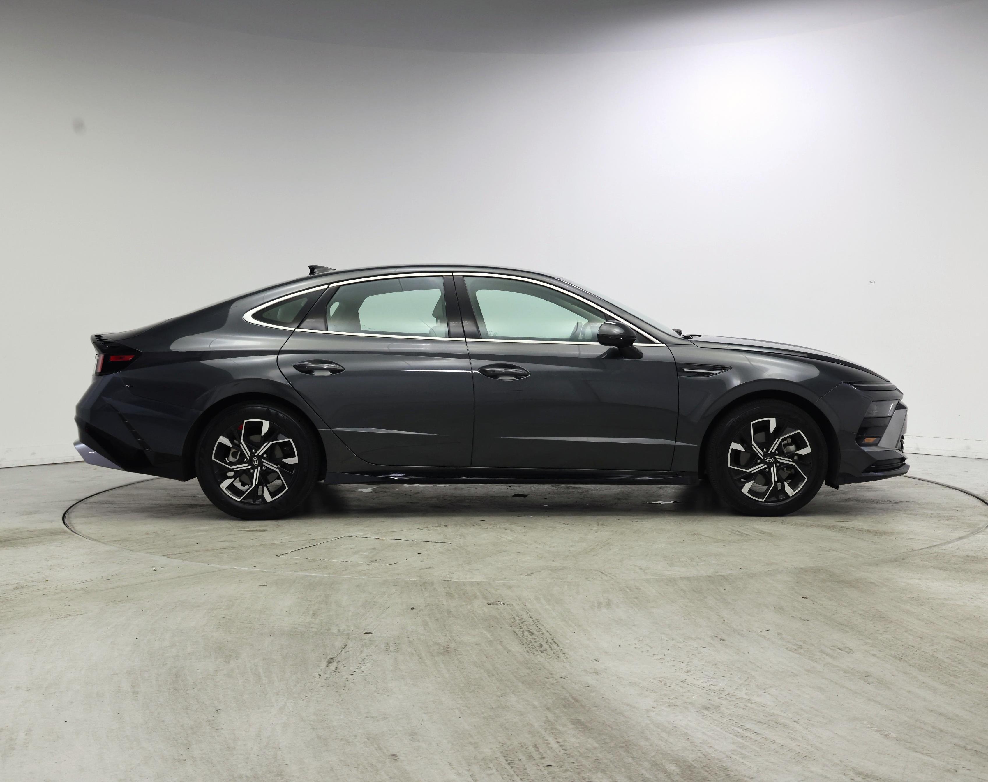 Thumbnail: 2025 Hyundai Sonata - 7